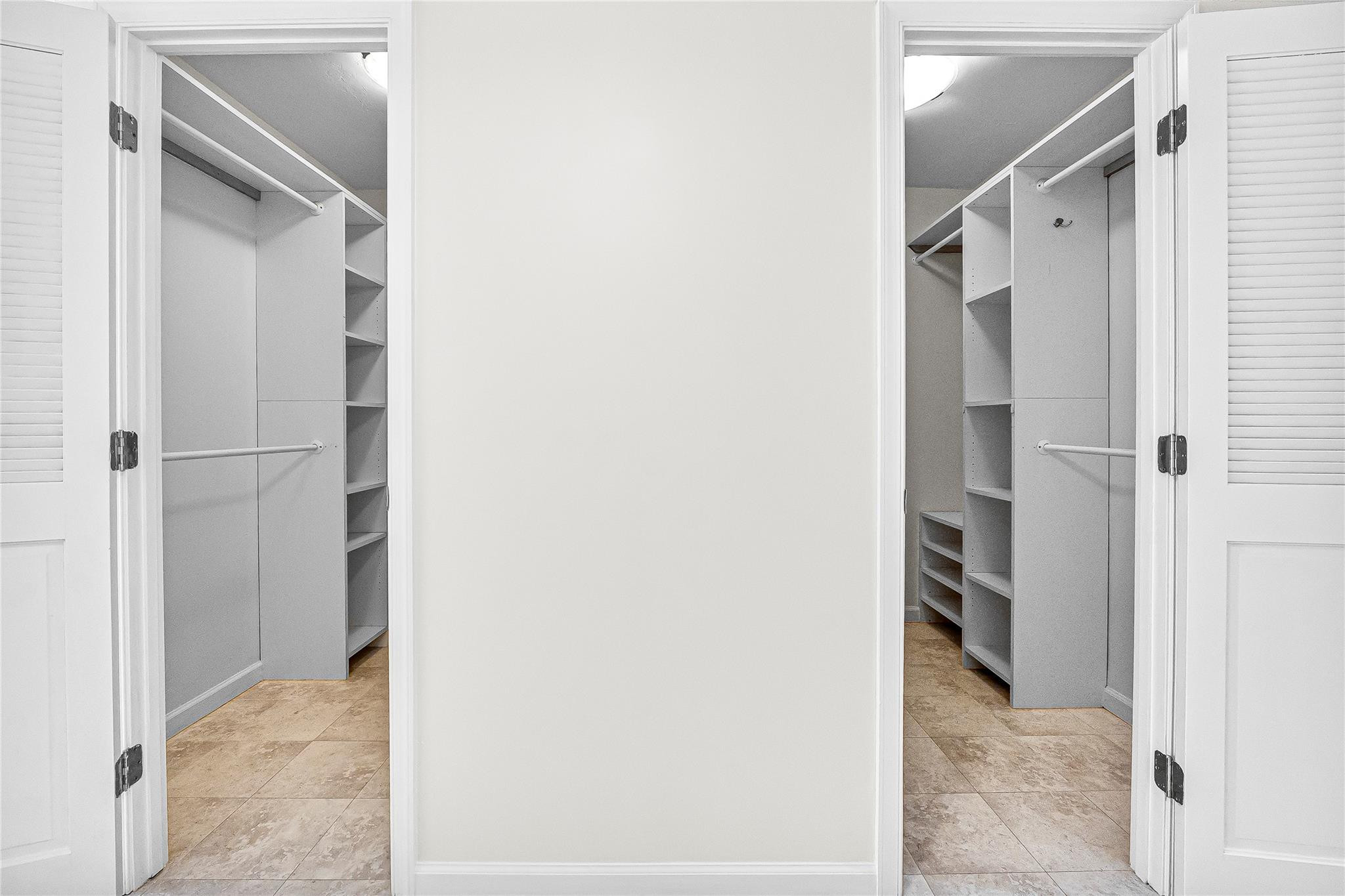 2200 S Ocean Ln 3005