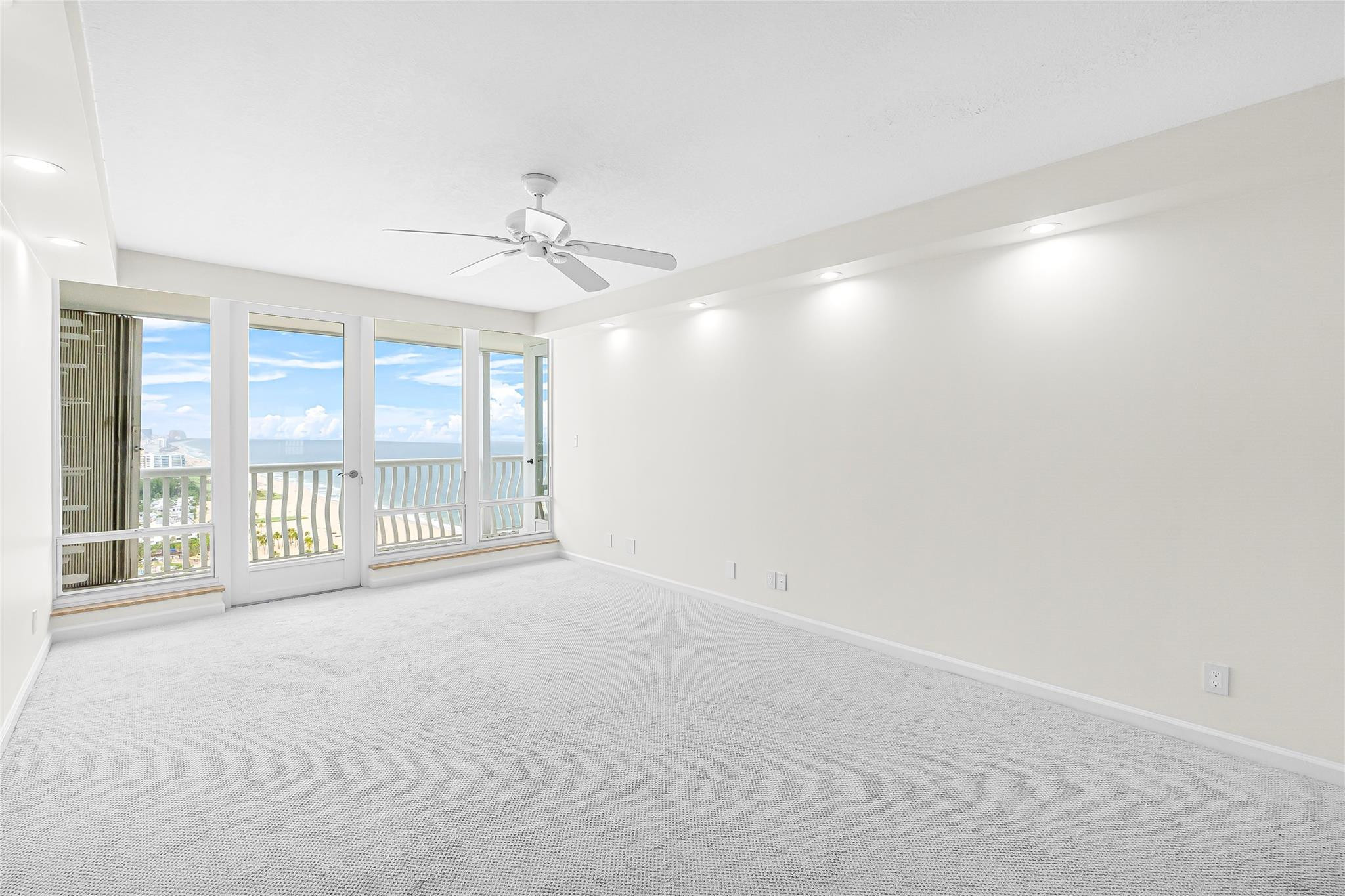 2200 S Ocean Ln 3005