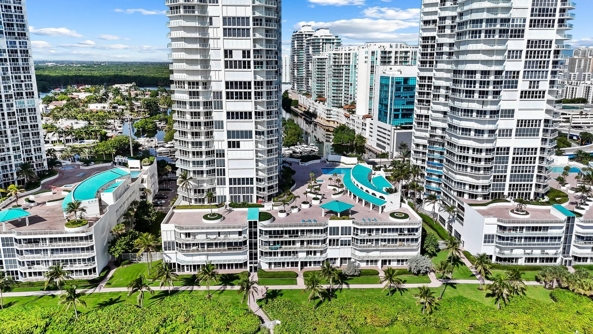 16445 Collins Ave 221