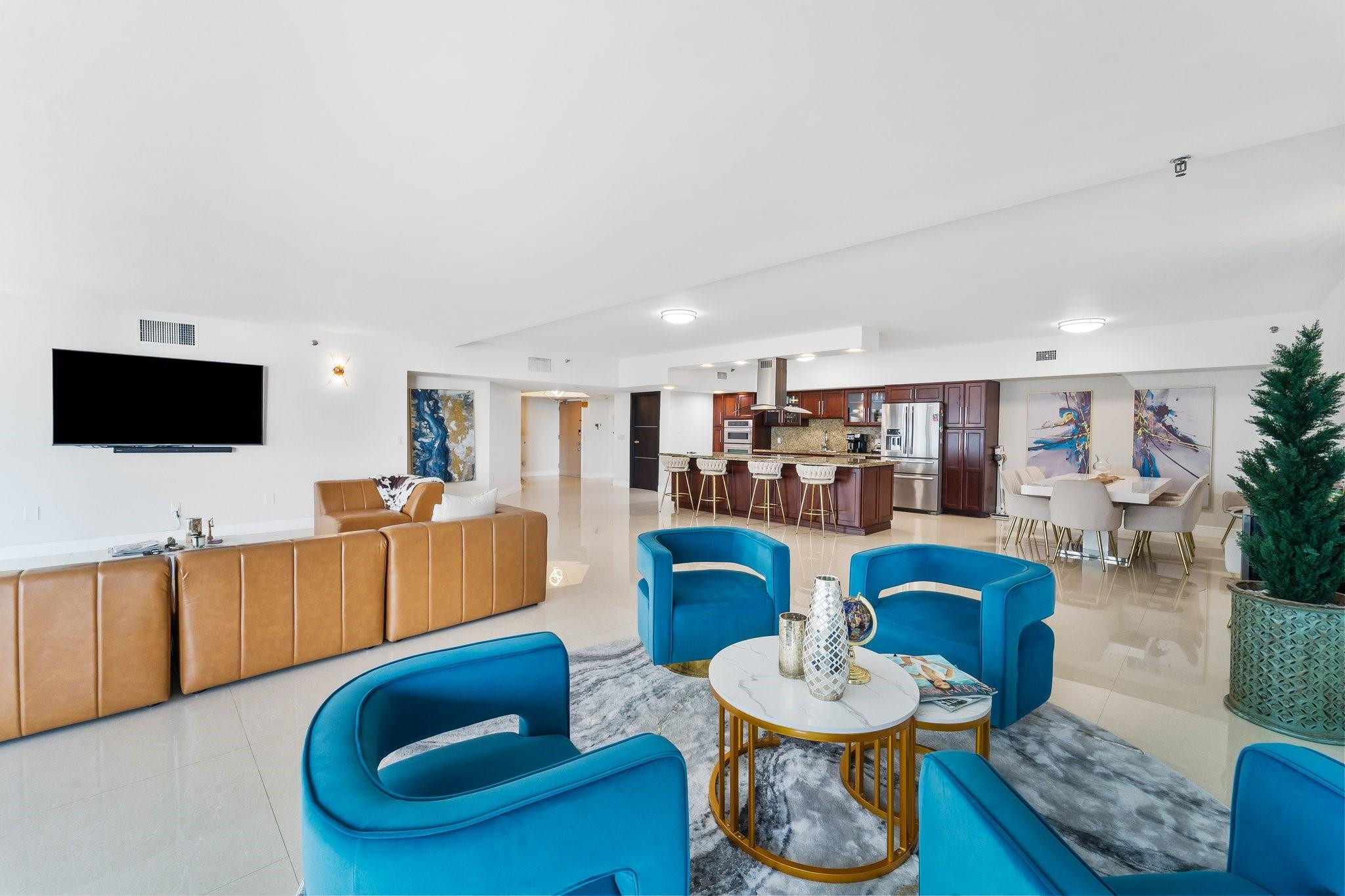 16445 Collins Ave 221