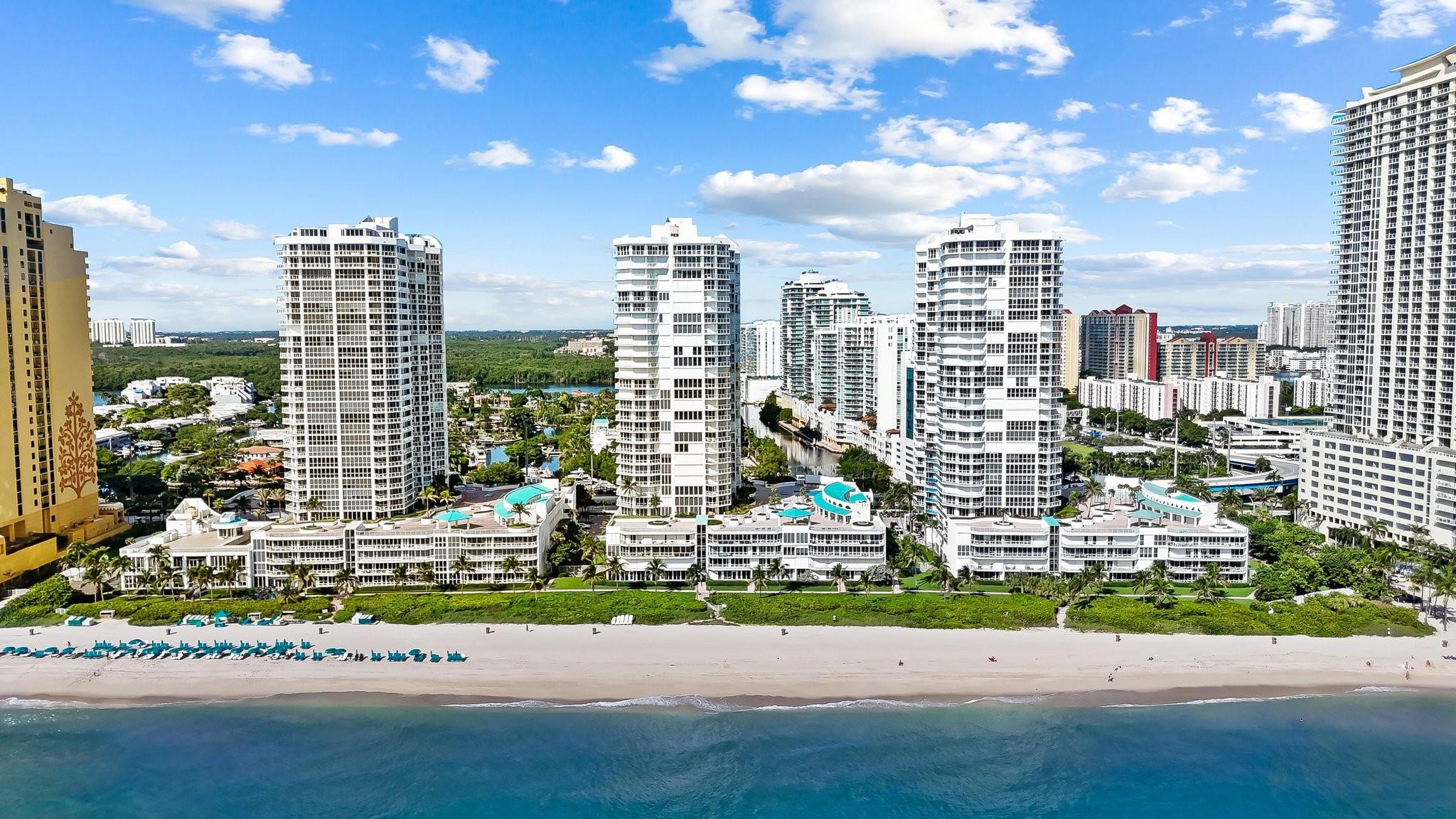 16445 Collins Ave 221