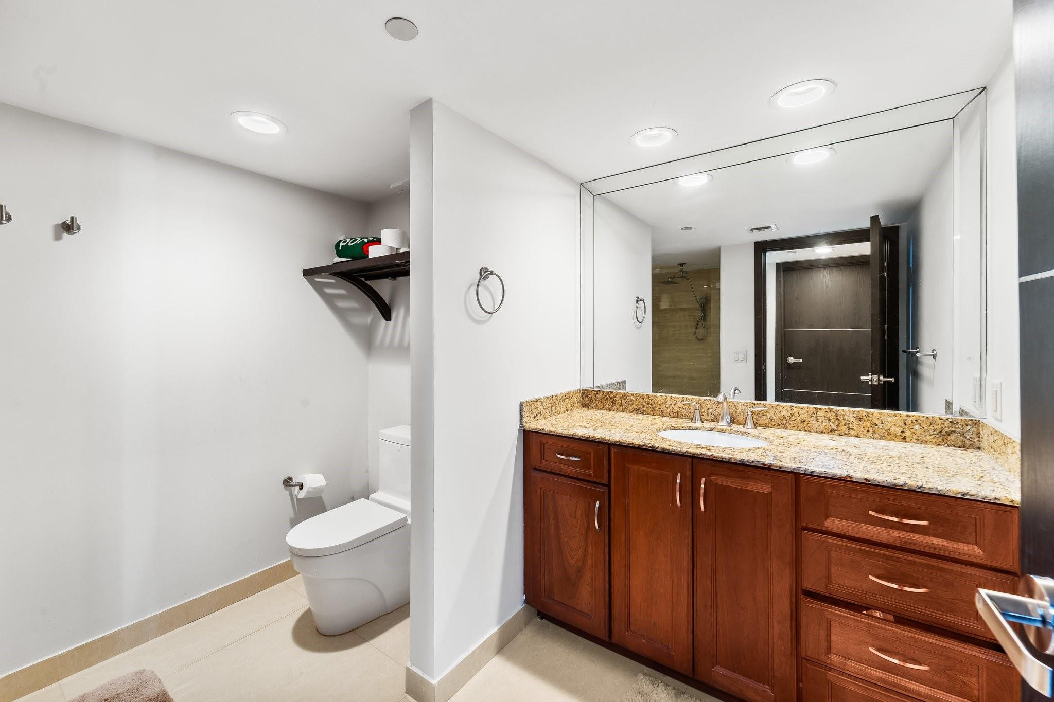 16445 Collins Ave 221