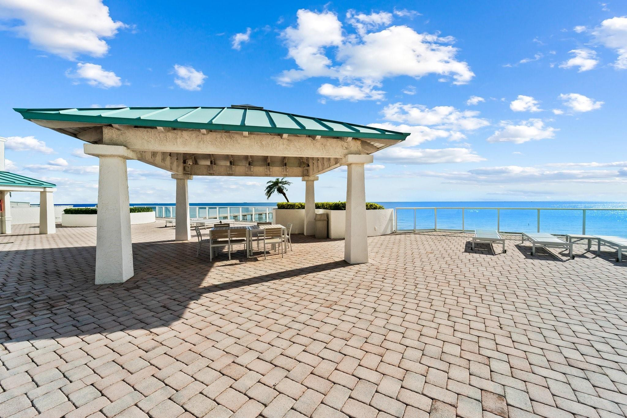 16445 Collins Ave 221