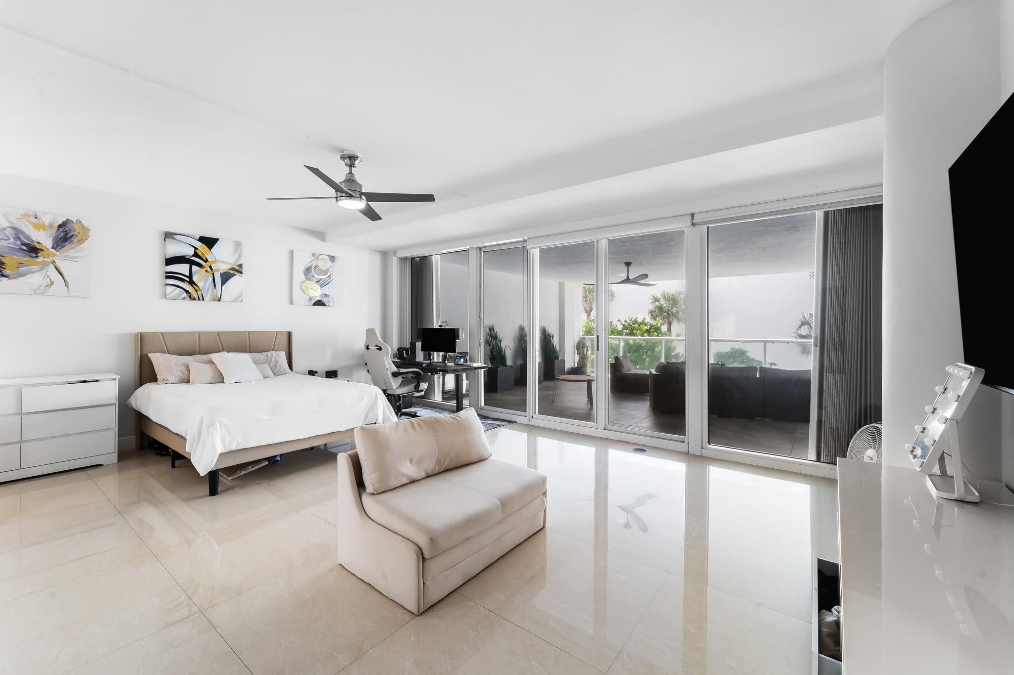 16445 Collins Ave 221