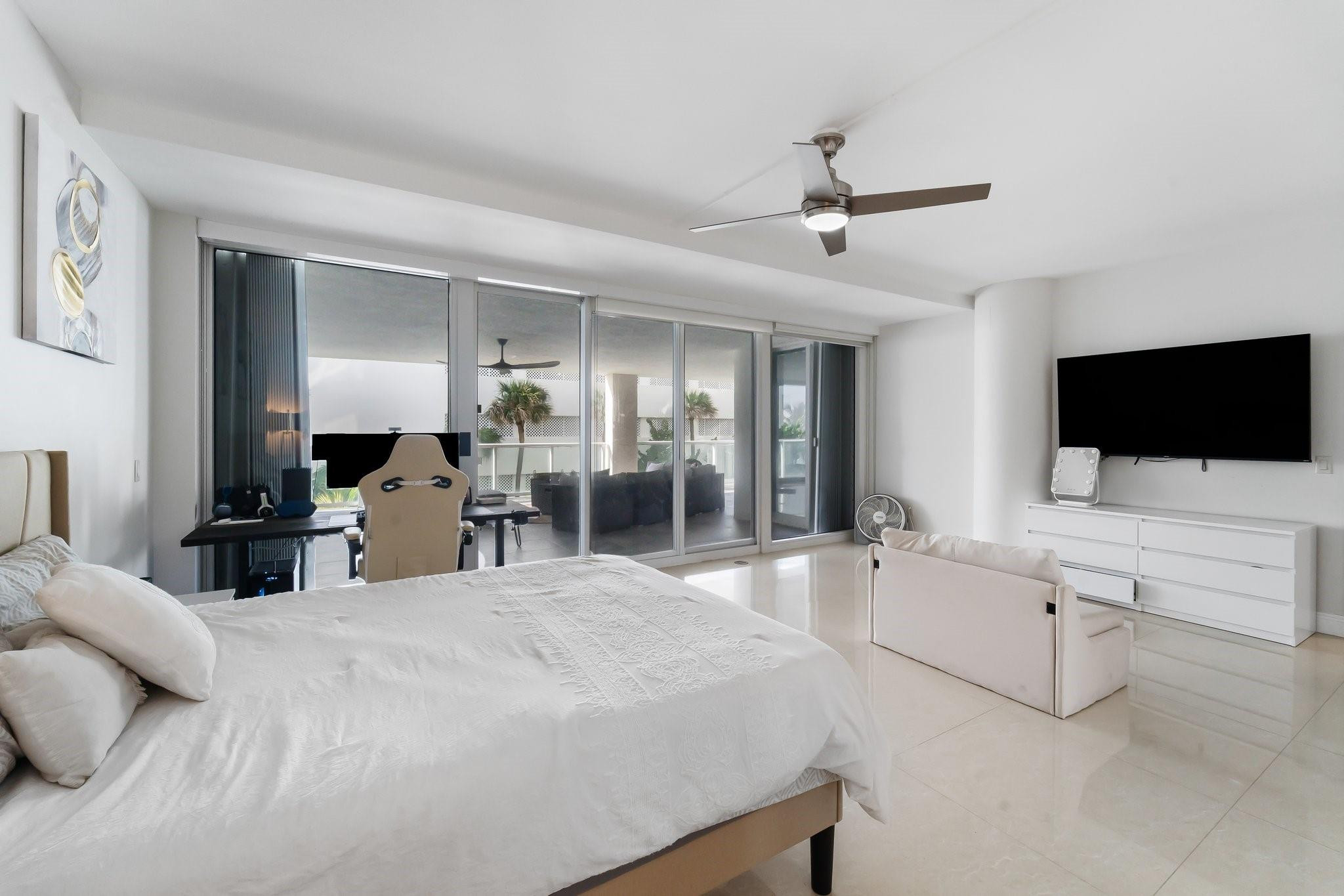 16445 Collins Ave 221