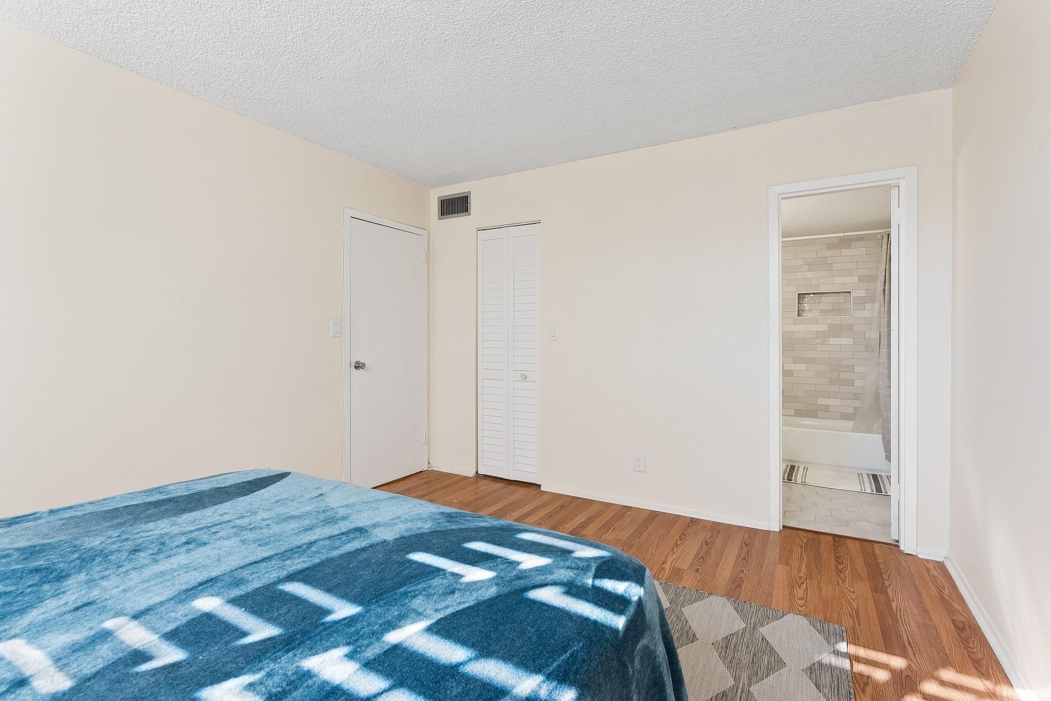 5300 NE 24th Ter 423C