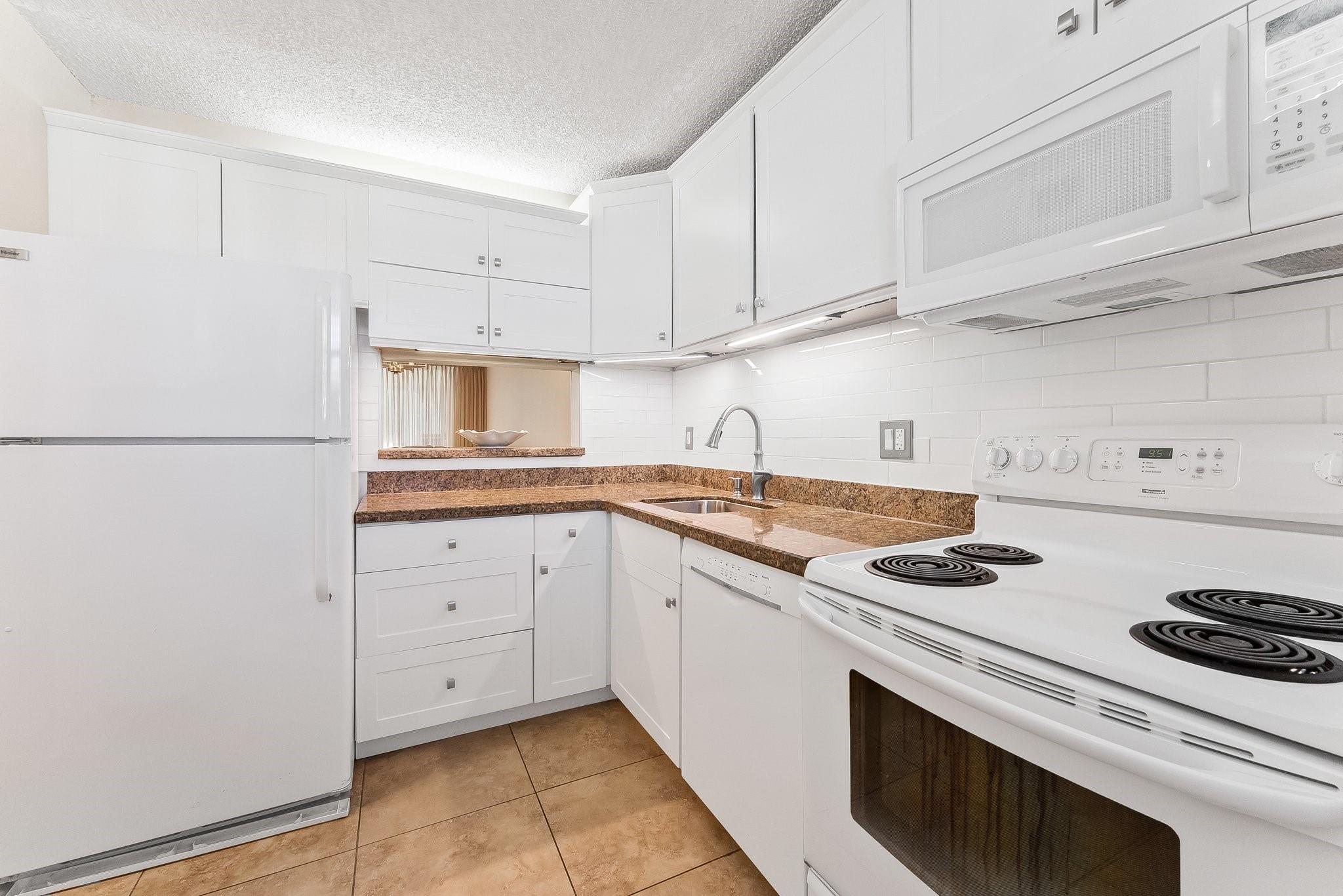 5300 NE 24th Ter 423C