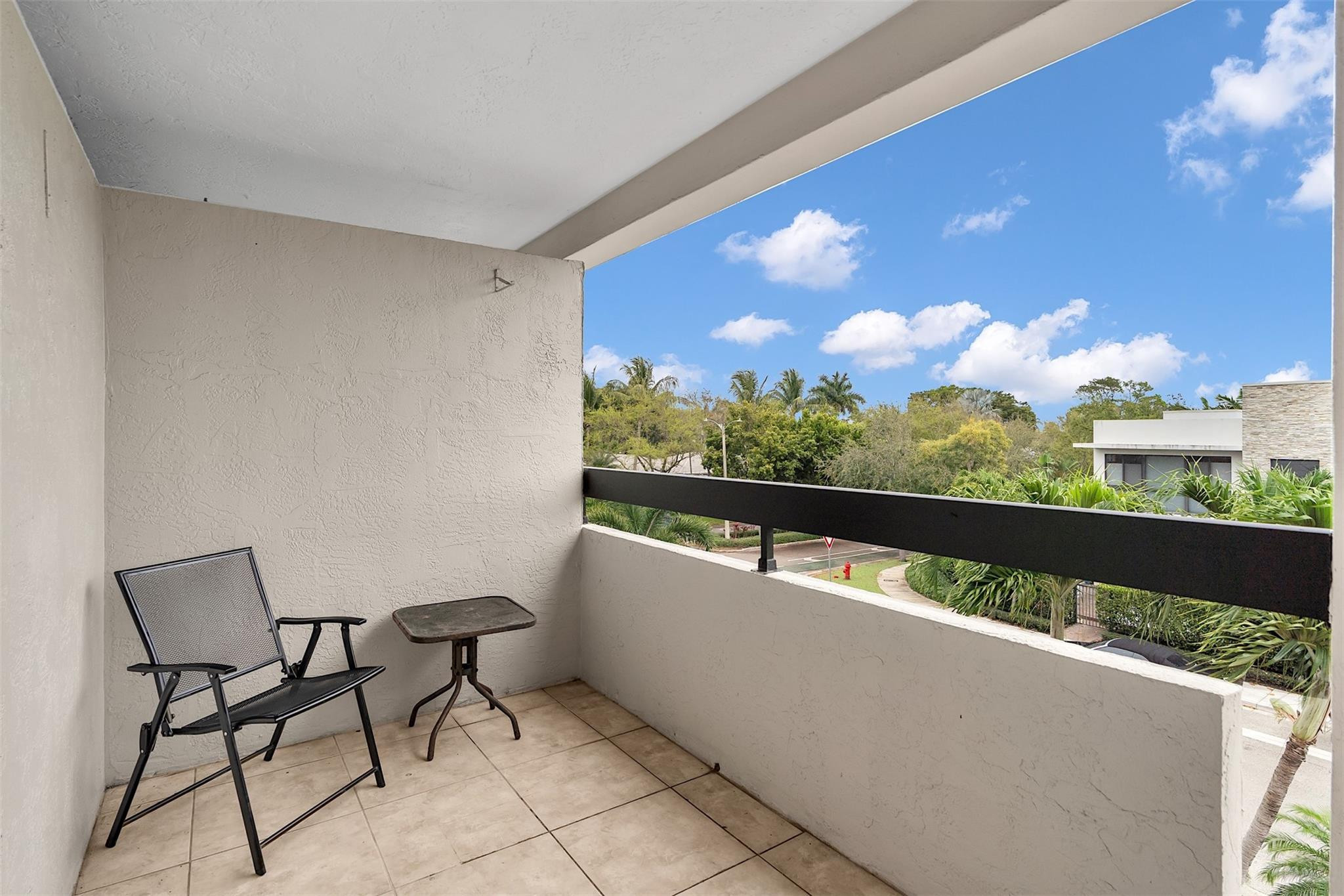 5495 NE 25th Ave 300