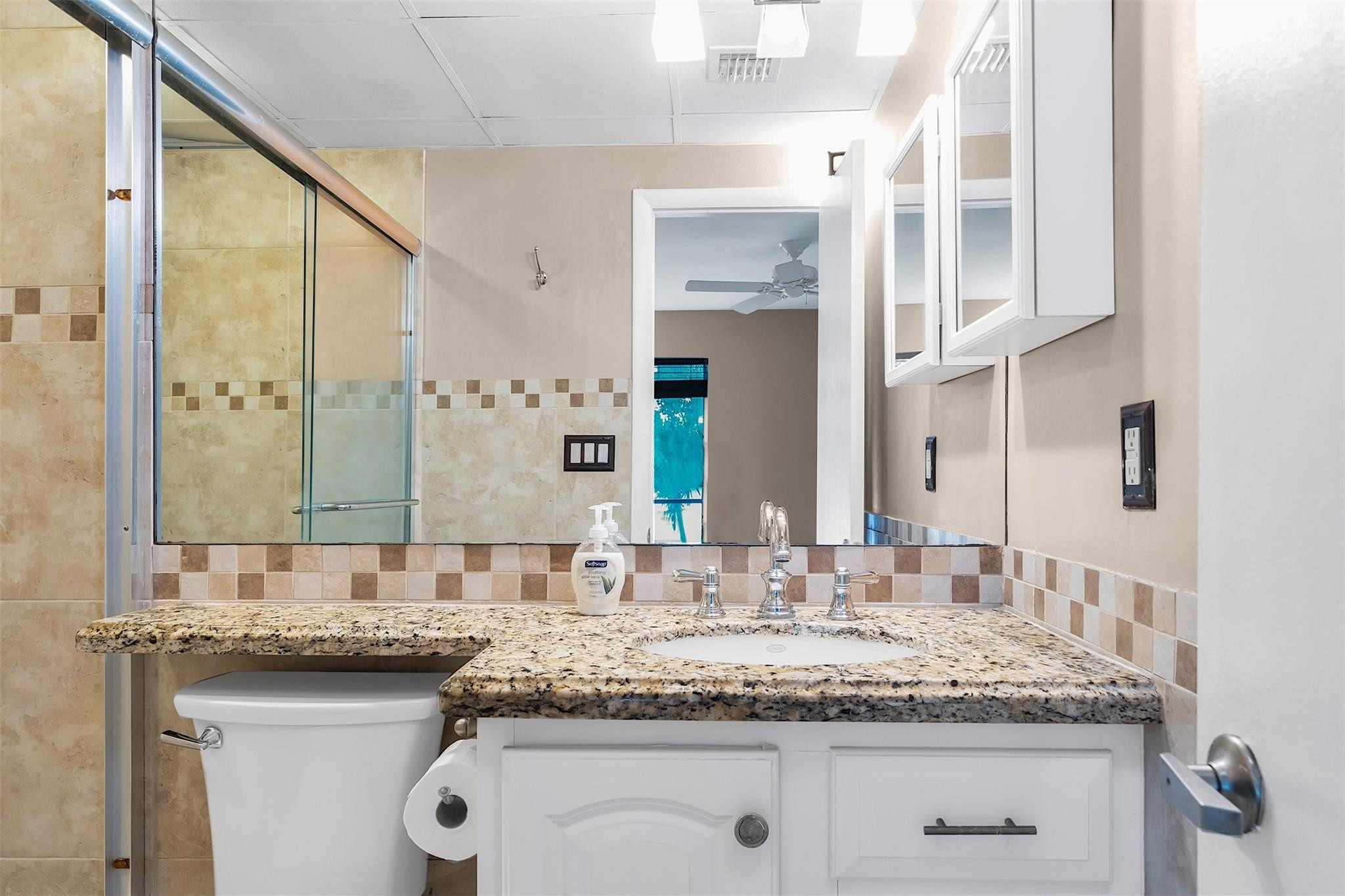 5495 NE 25th Ave 300