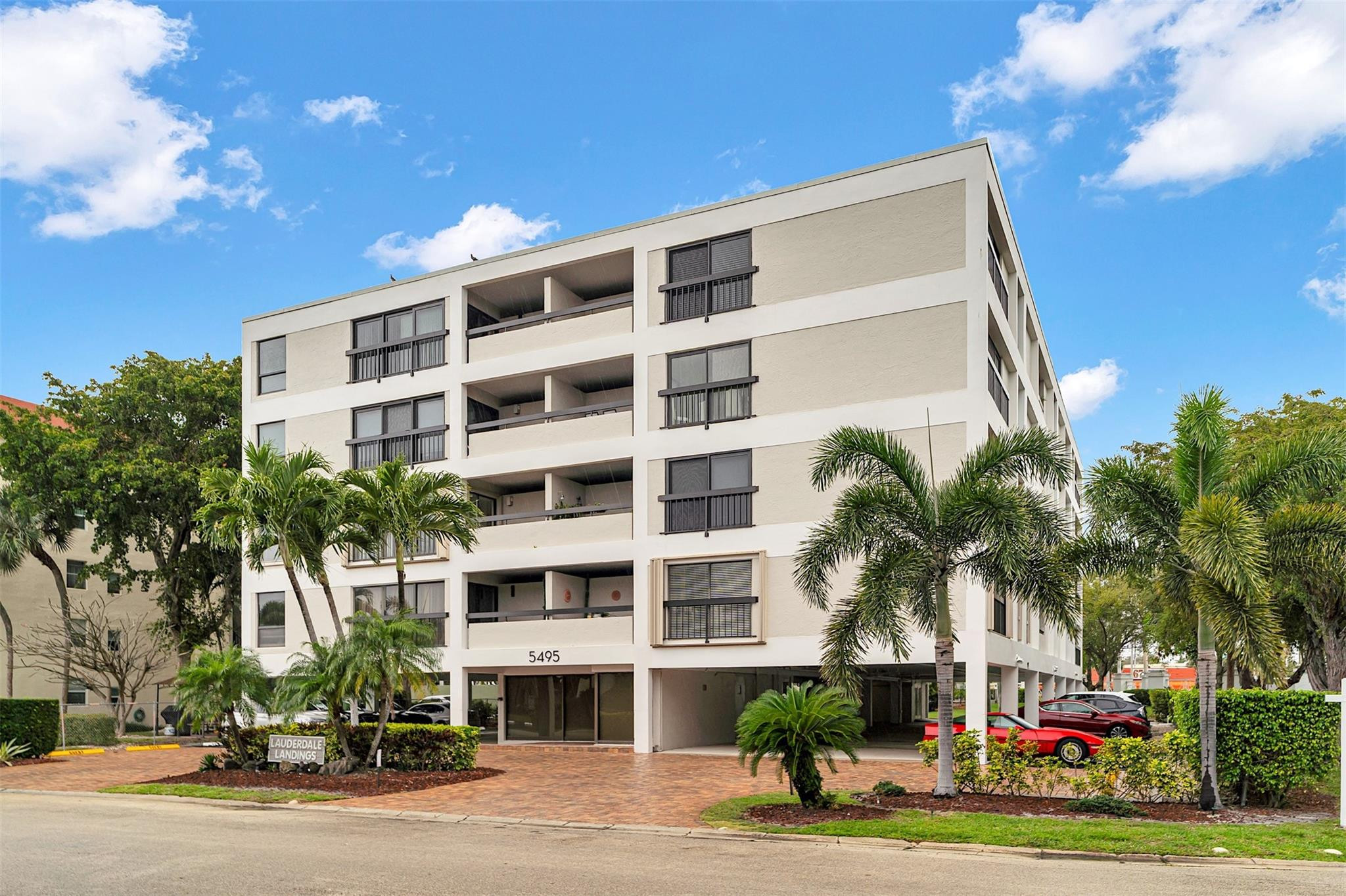 5495 NE 25th Ave 300