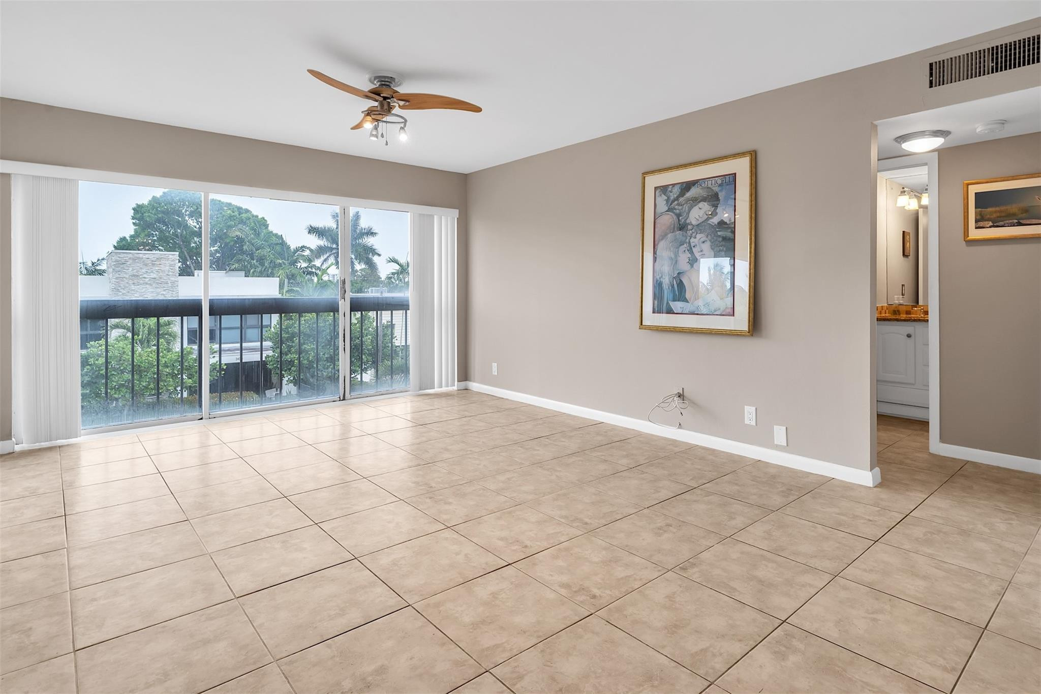 5495 NE 25th Ave 300