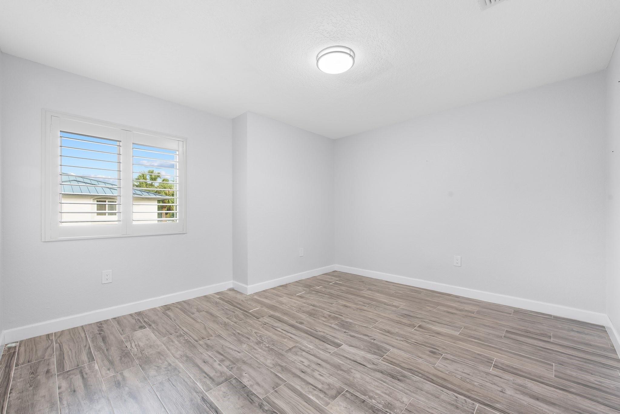 2755 Treasure Cove Cir