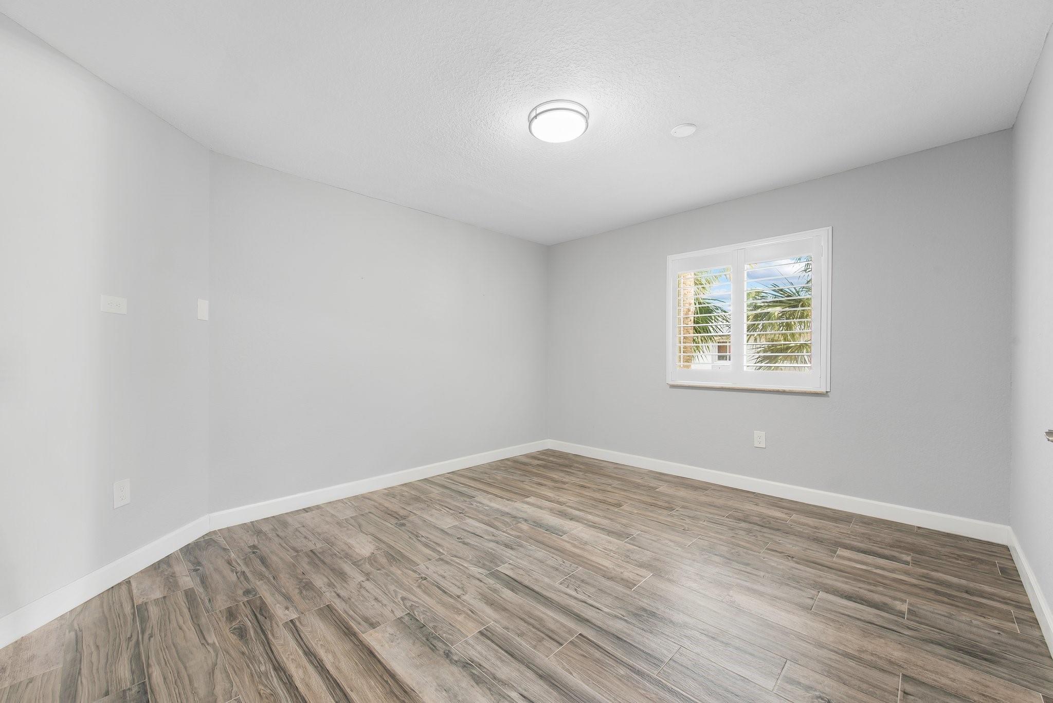 2755 Treasure Cove Cir