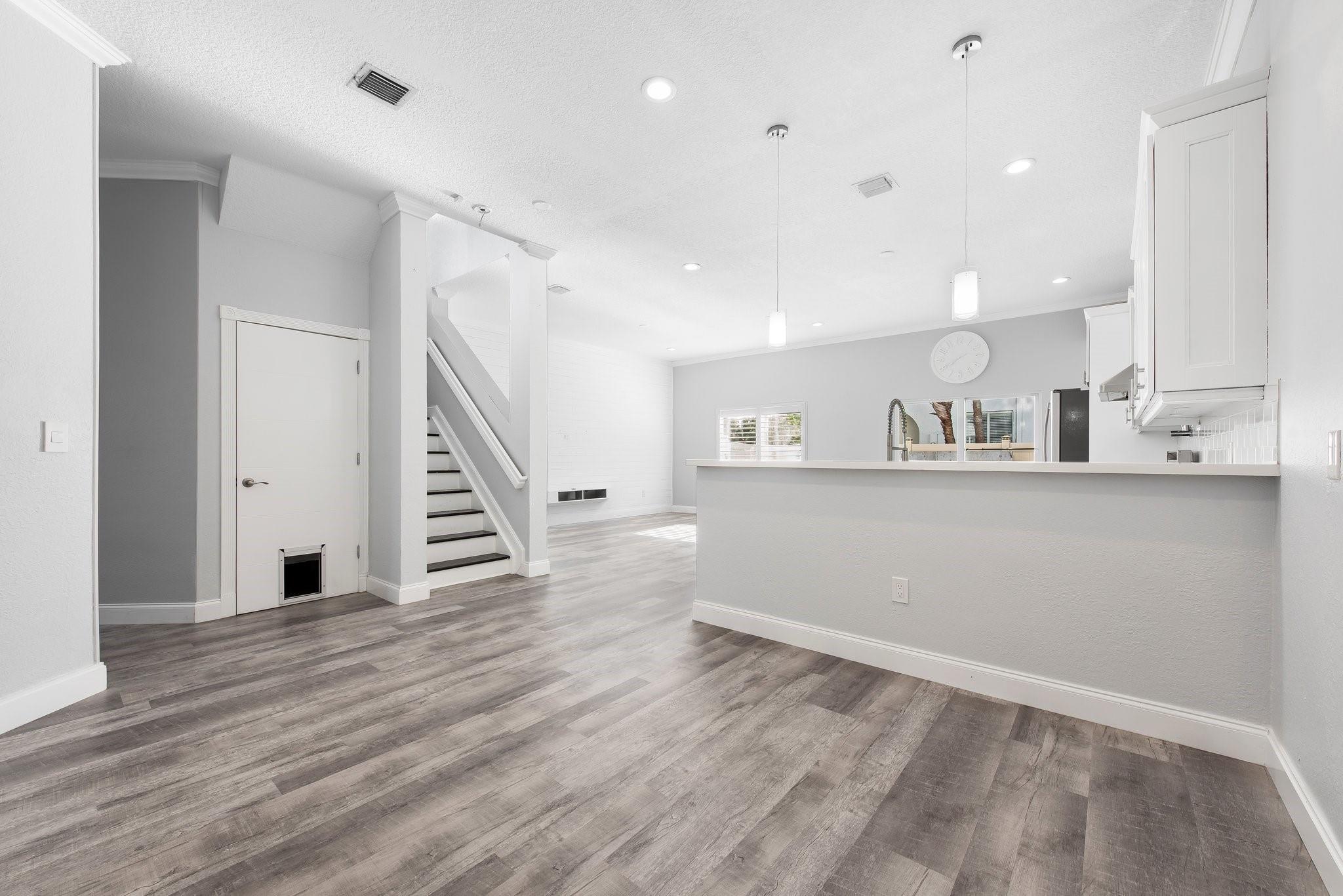 2755 Treasure Cove Cir