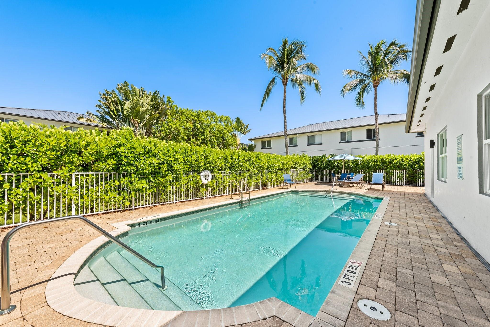 2755 Treasure Cove Cir