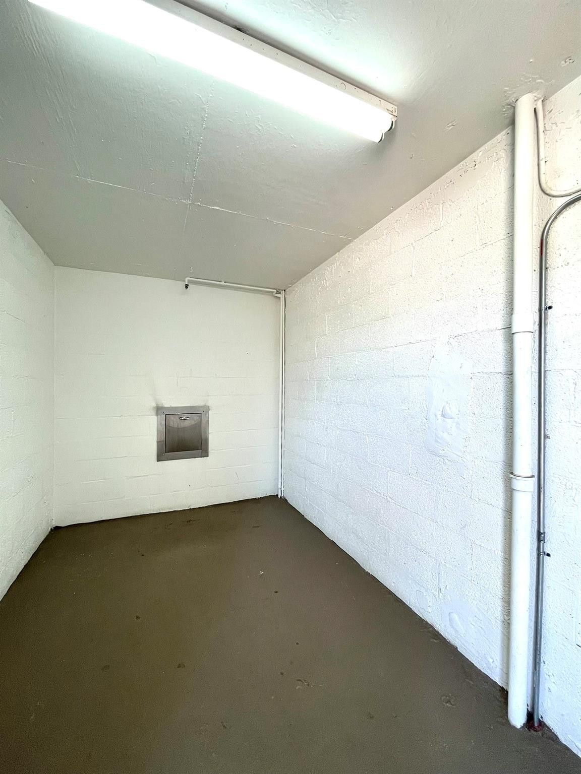 711 N Pine Island Rd 302