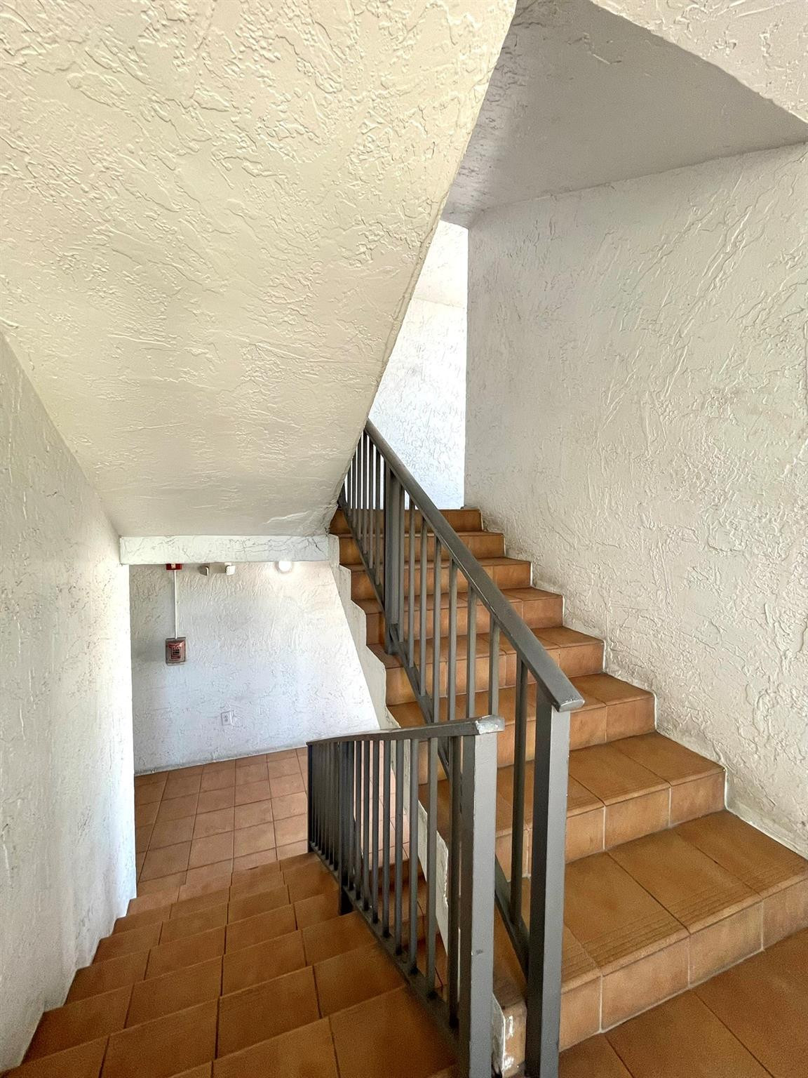 711 N Pine Island Rd 302