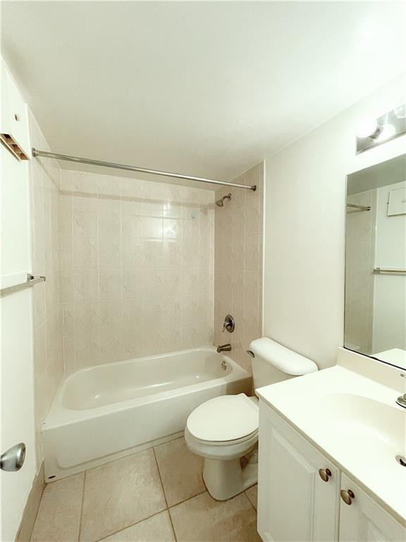 711 N Pine Island Rd 302