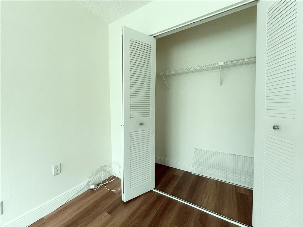 711 N Pine Island Rd 302