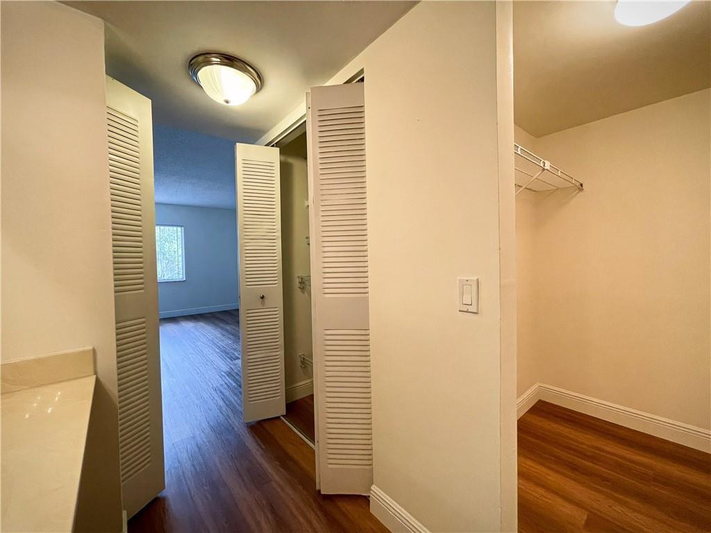 711 N Pine Island Rd 302