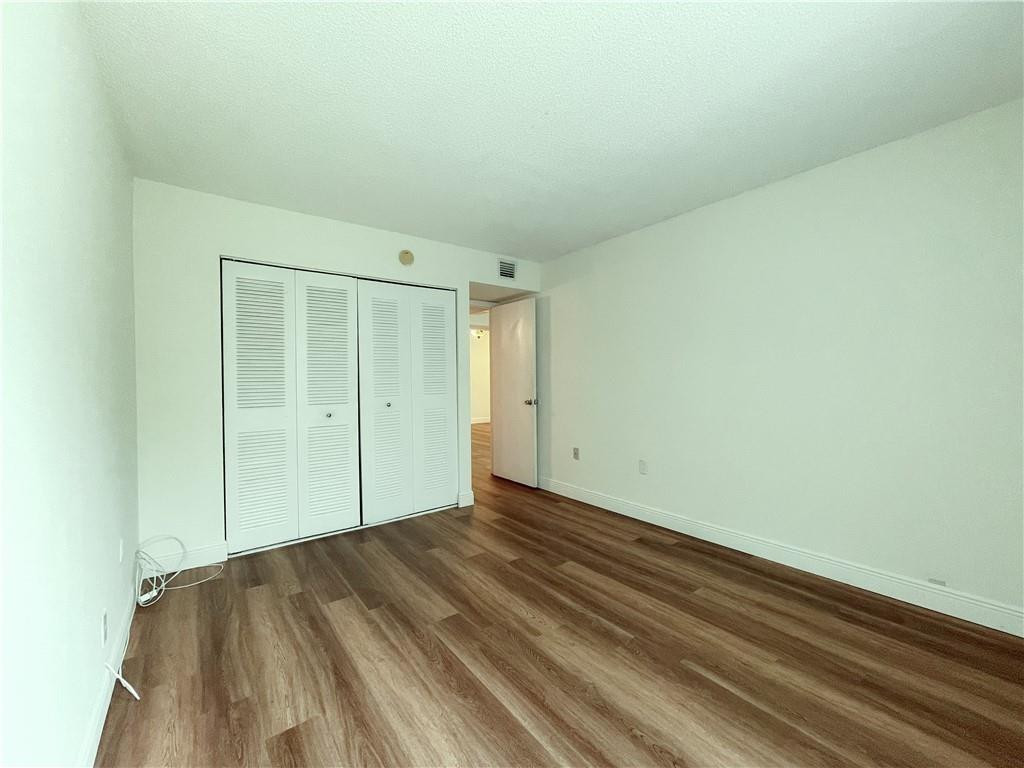 711 N Pine Island Rd 302