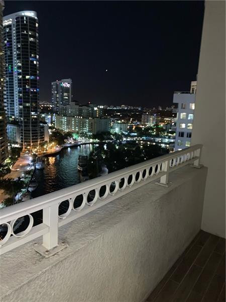 511 SE 5th Avenue 1701