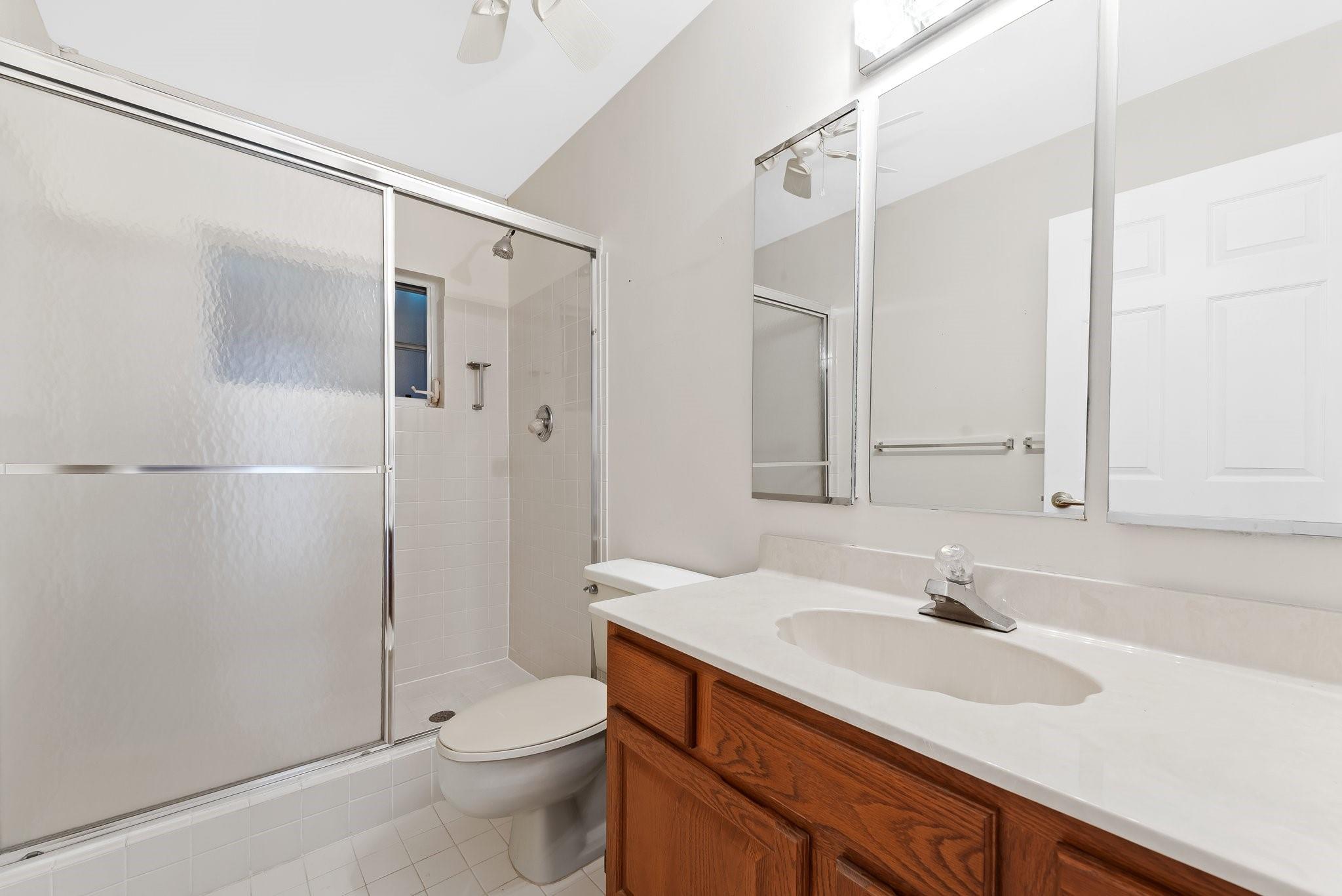 10893 Ventura Cir