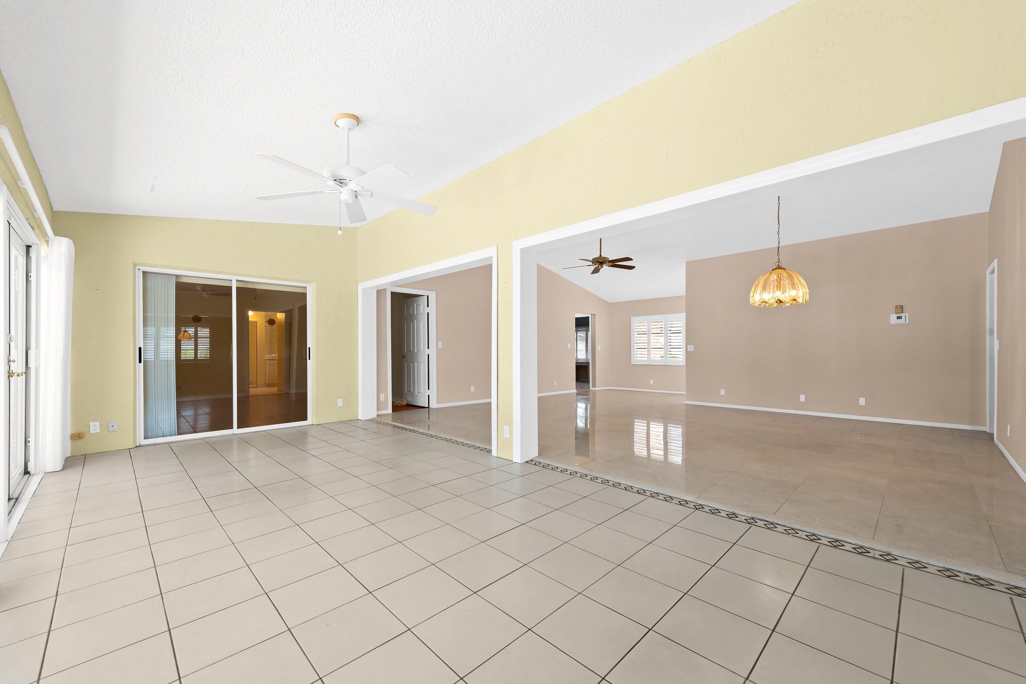 10893 Ventura Cir