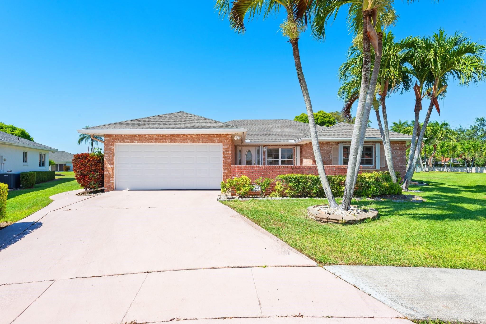 10893 Ventura Cir