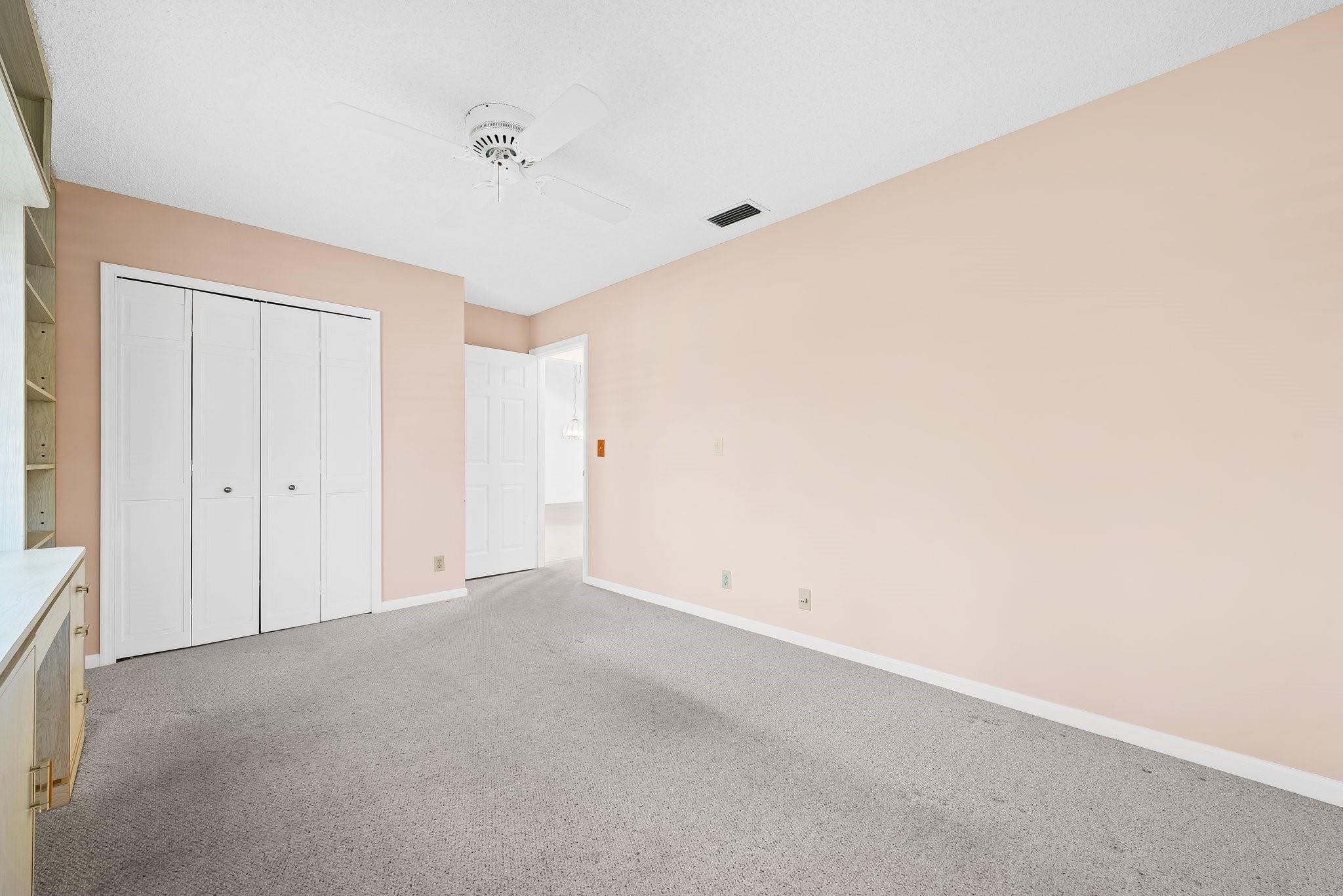 10893 Ventura Cir