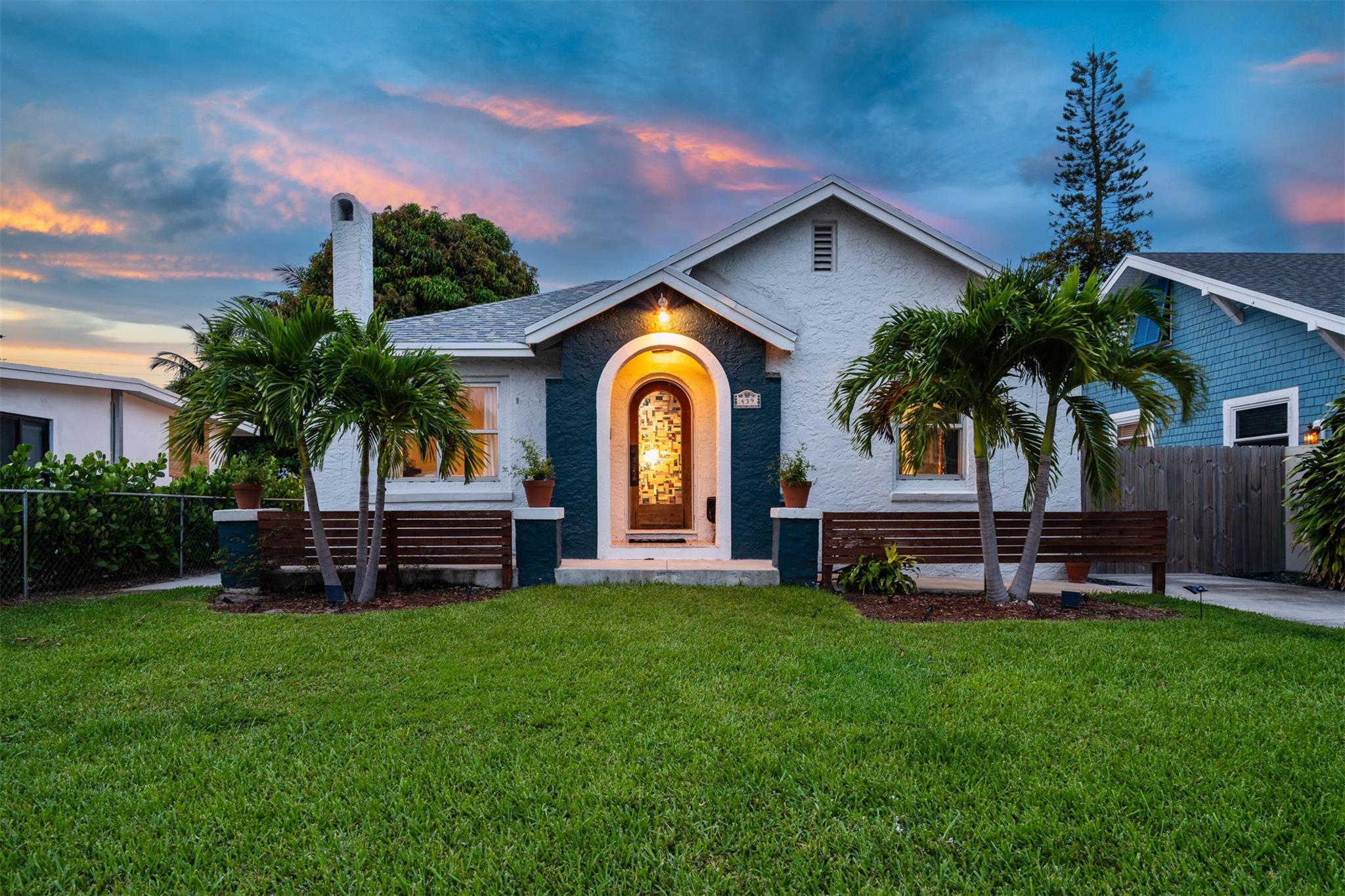439 Monroe Dr