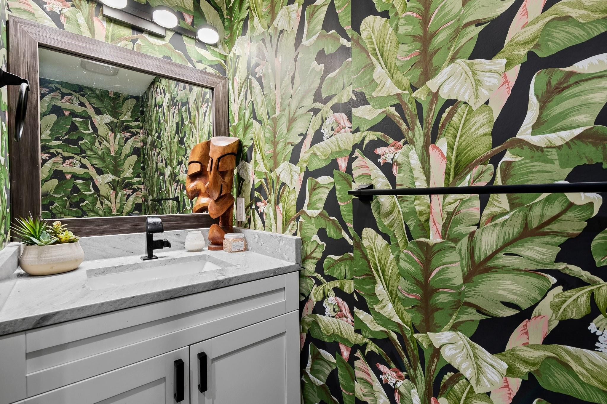 3082 S Oakland Forest Dr 1305