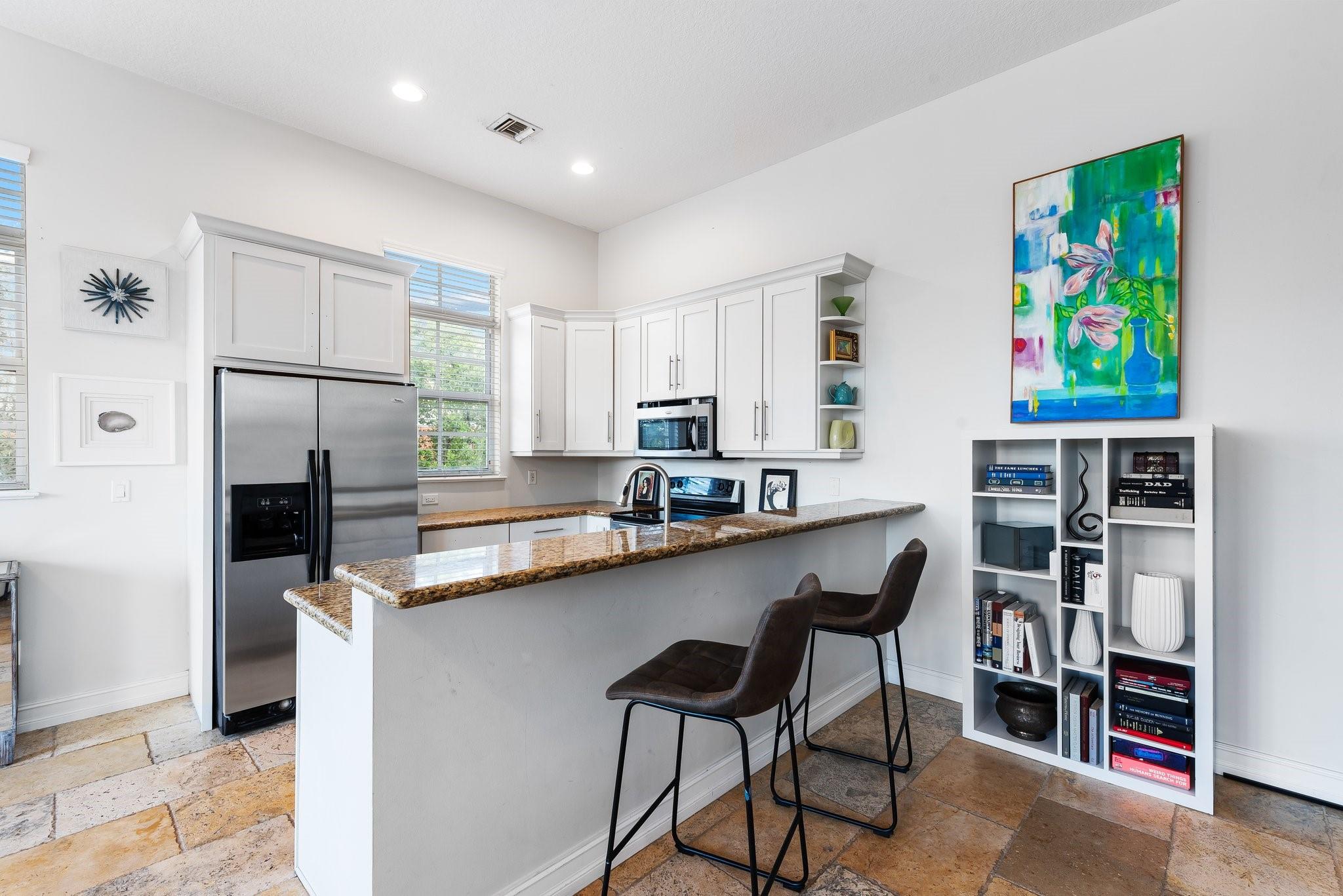 2350 Wilton Dr 2350
