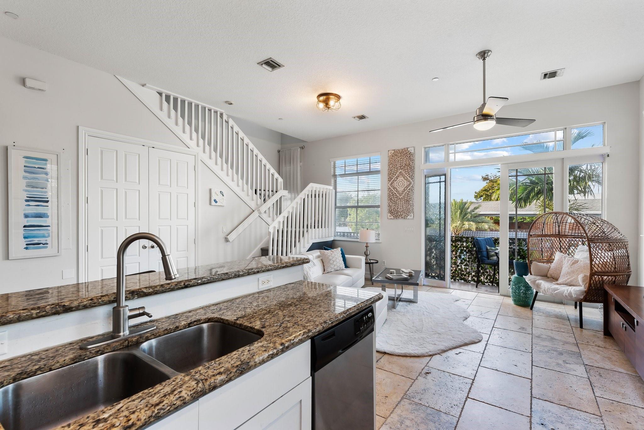 2350 Wilton Dr 2350