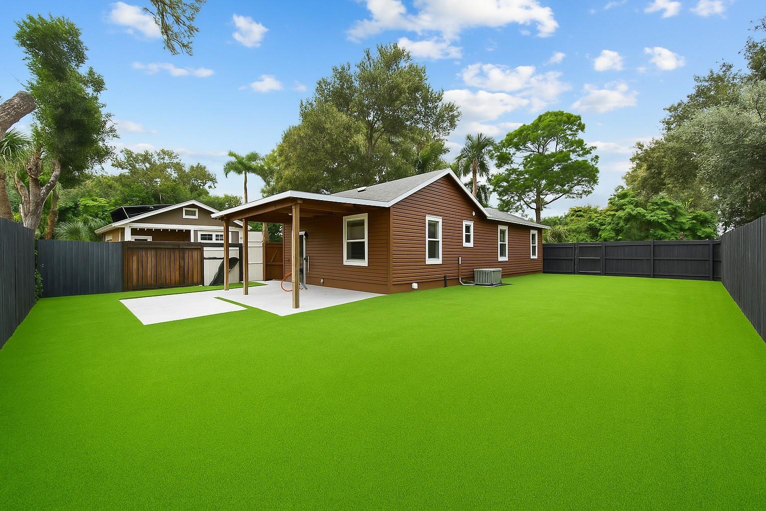 230 Seminole Ave