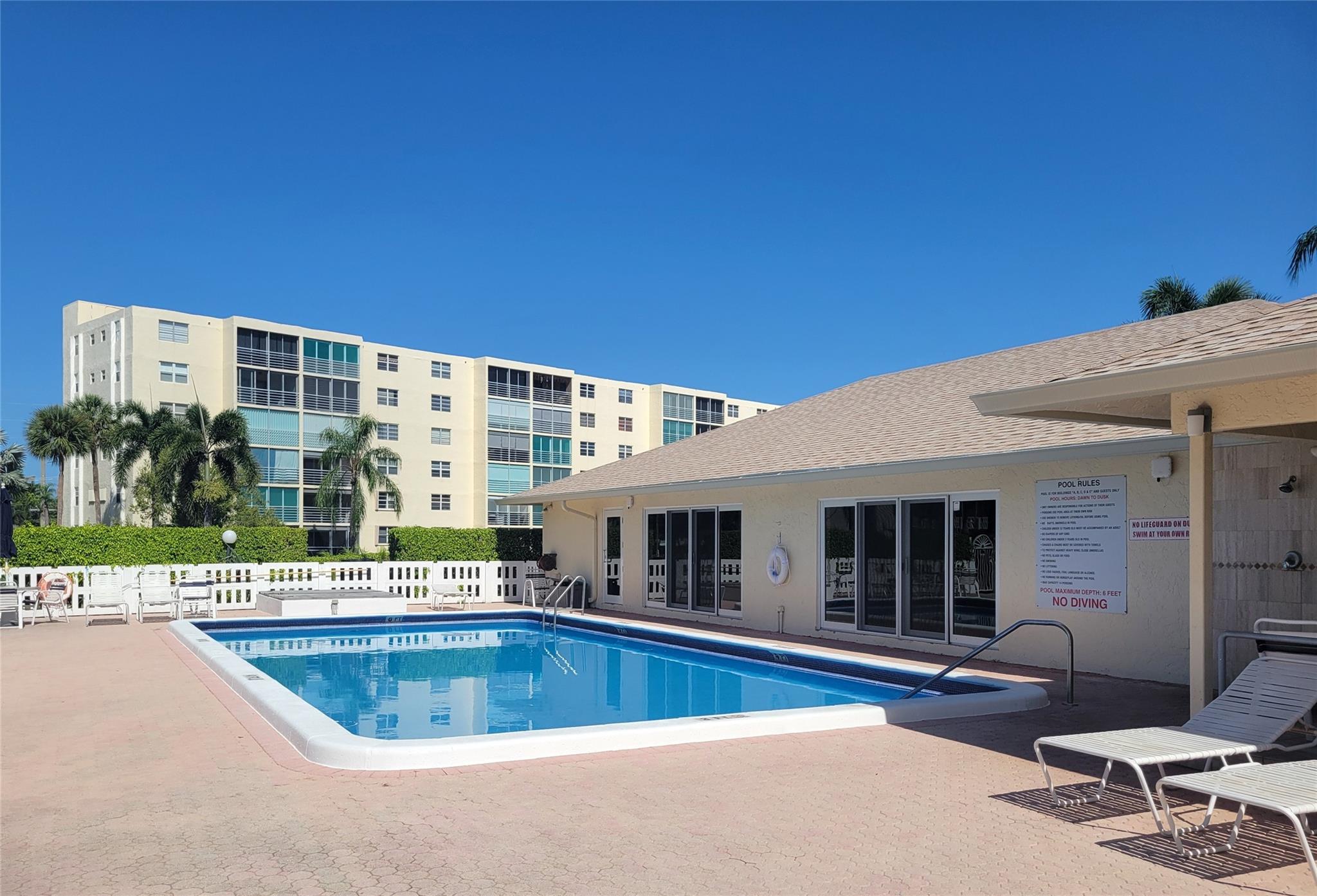 131 SE 3rd Ave 401