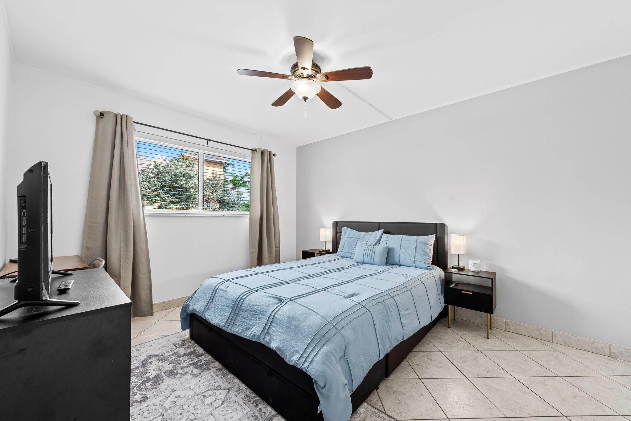 1000 SE 15th St 103