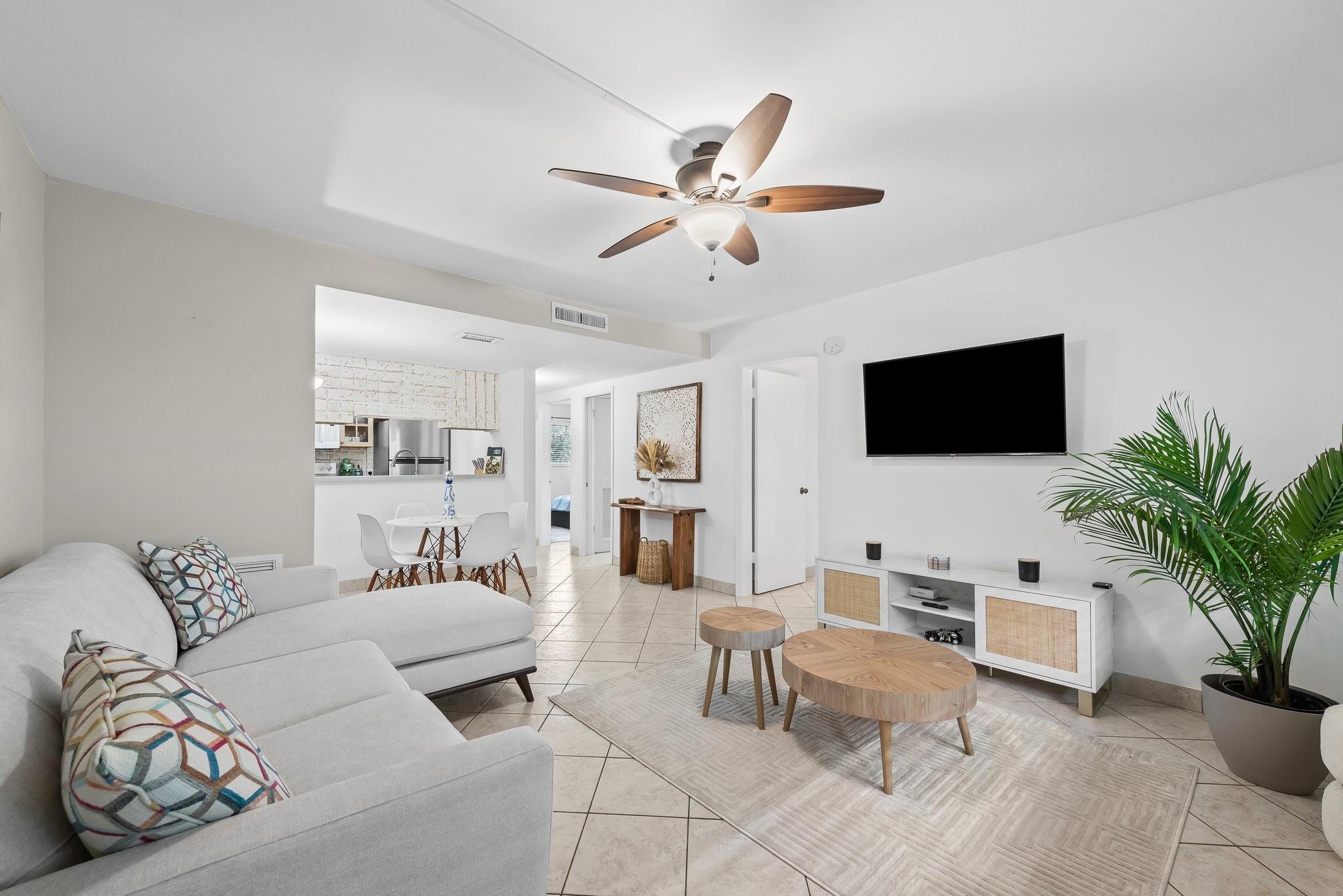 1000 SE 15th St 103
