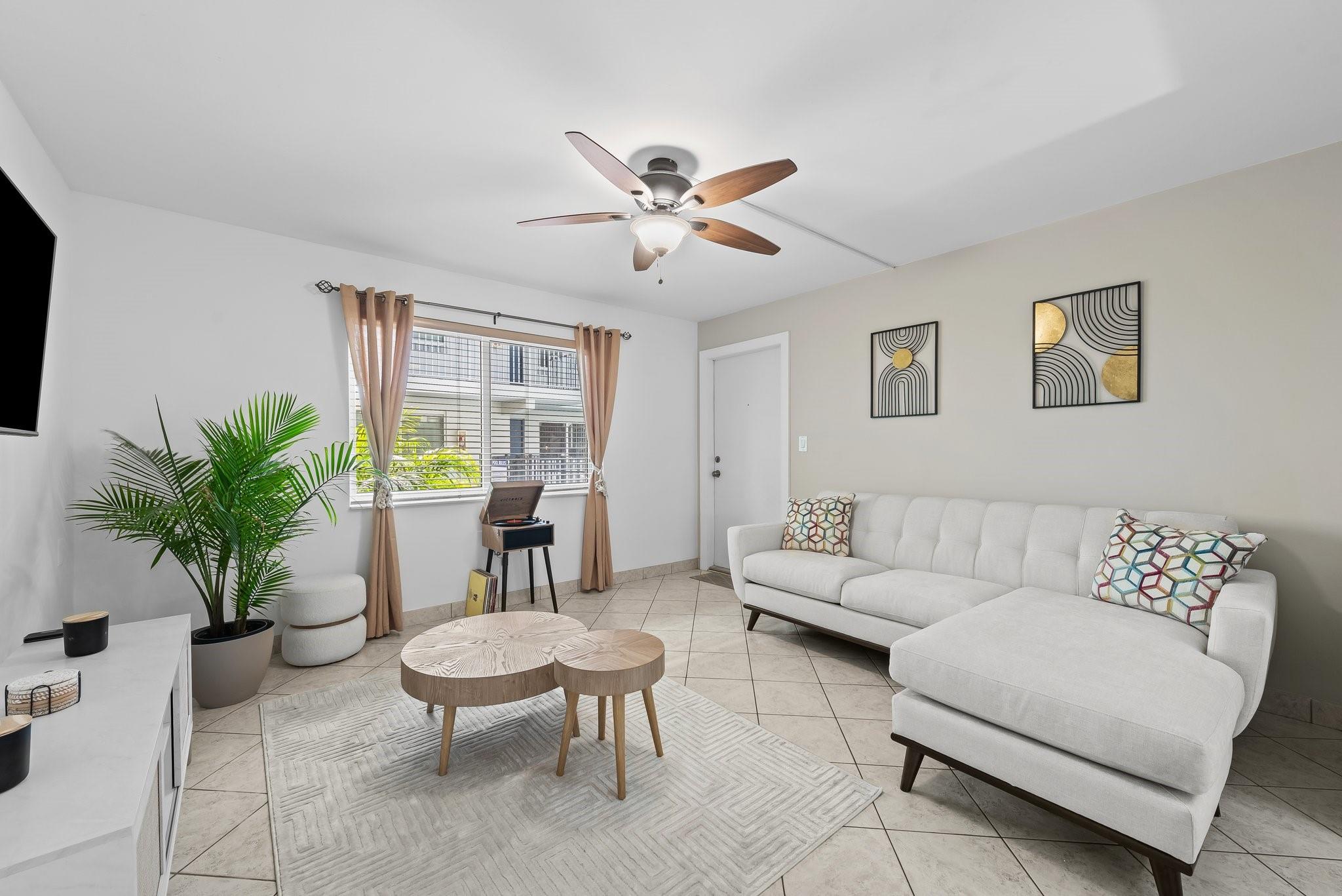 1000 SE 15th St 103