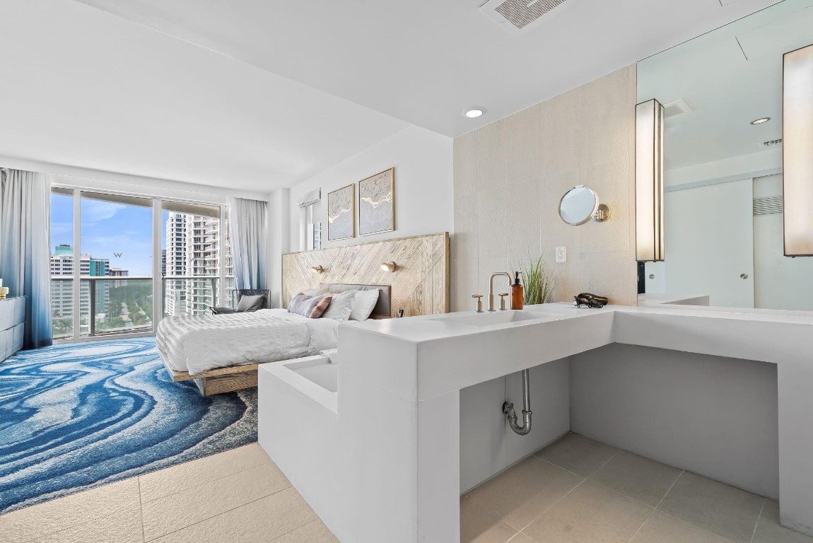 3101 Bayshore Dr 1108