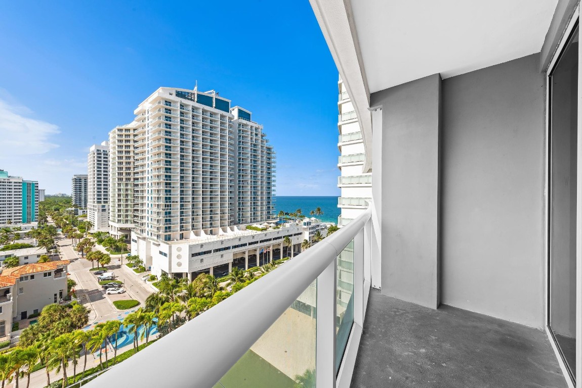 3101 Bayshore Dr 1108