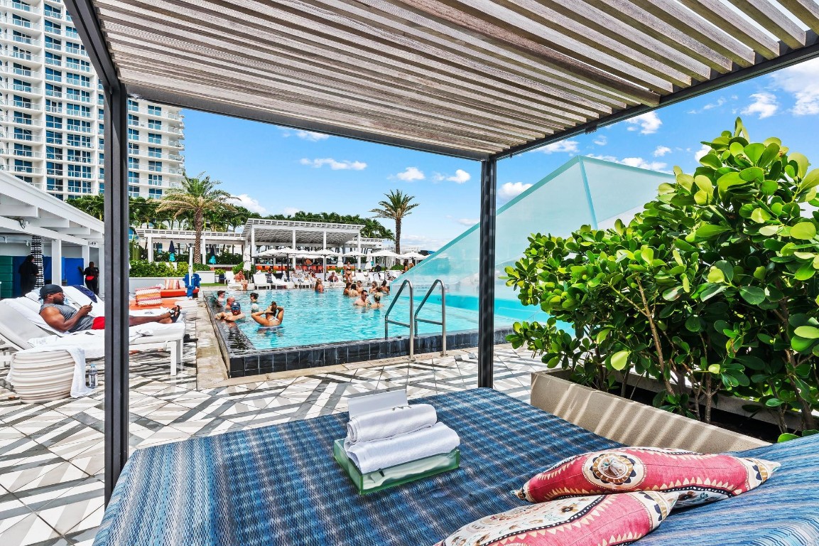 3101 Bayshore Dr 1108