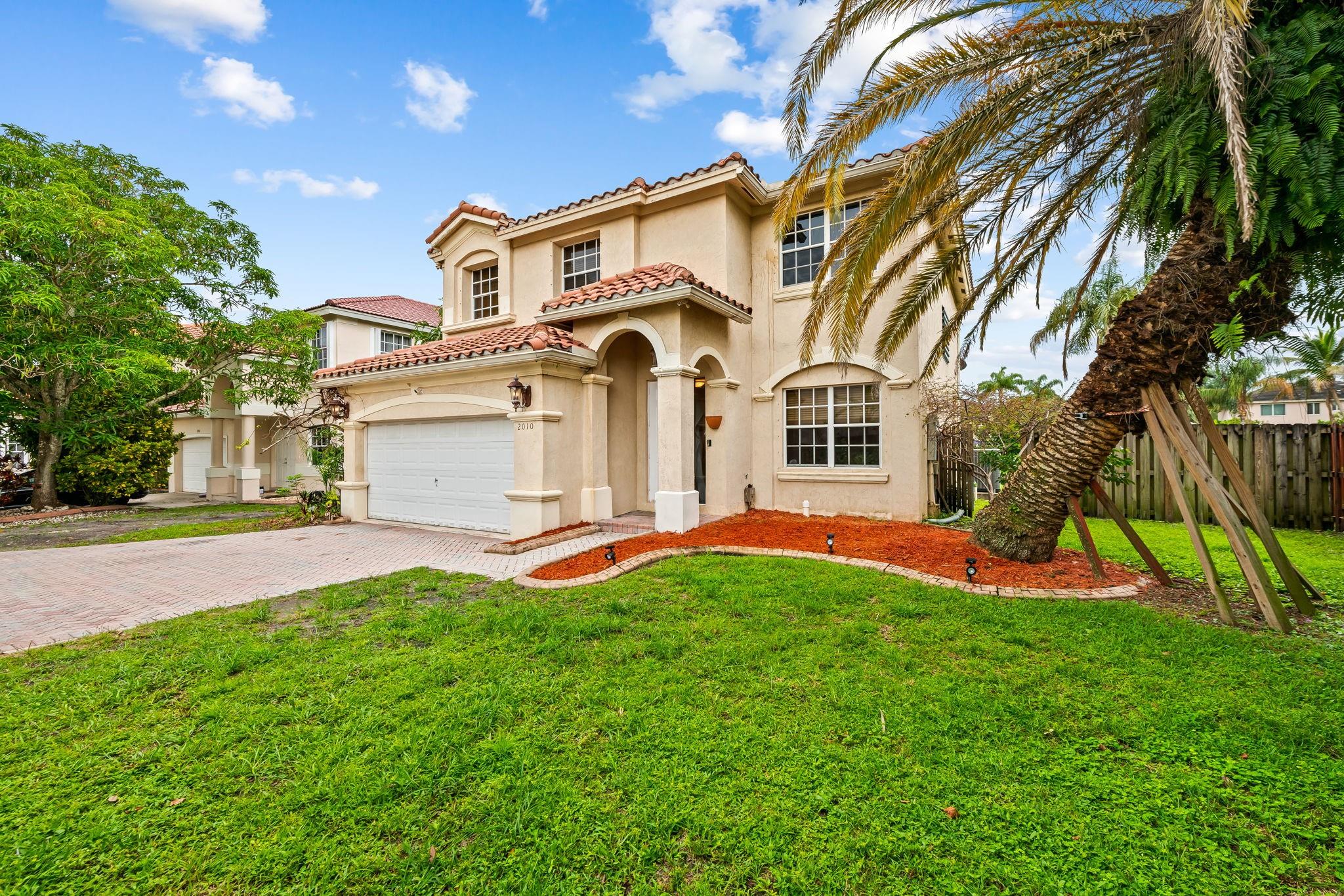 2010 NW 99th Ave
