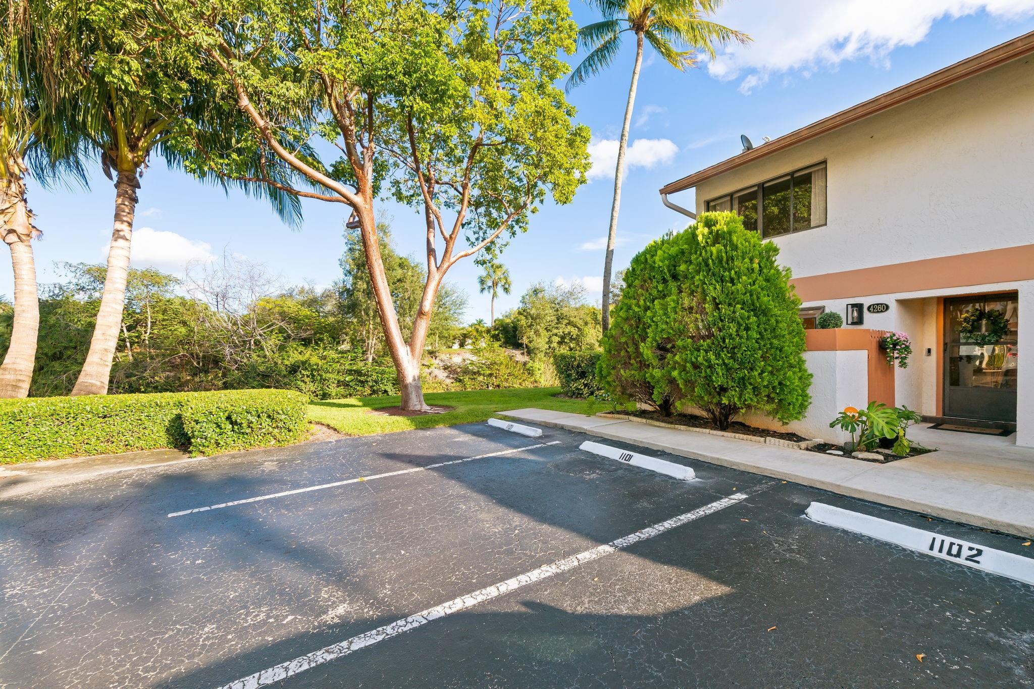 4260 SW 70th Ter 4260