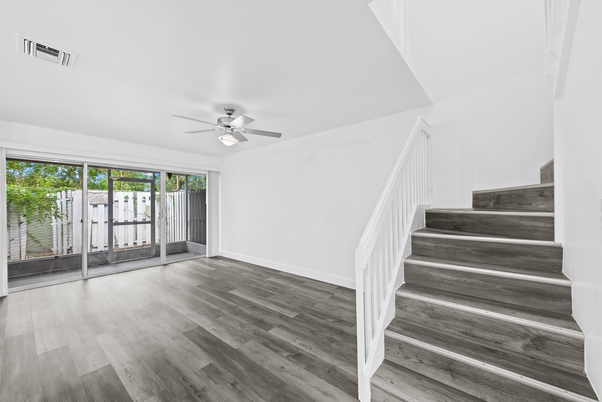 822 Crystal Lake Drive 822