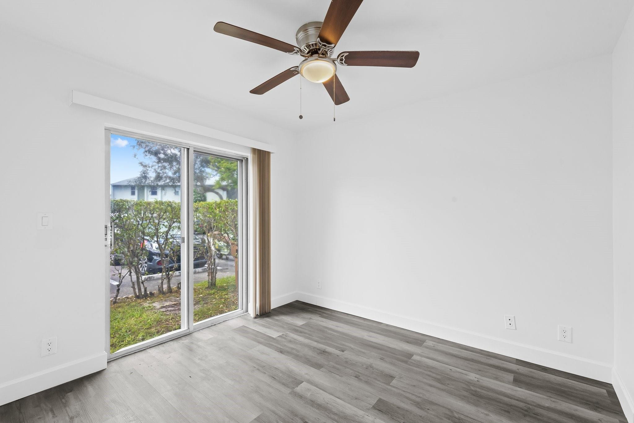 822 Crystal Lake Drive 822