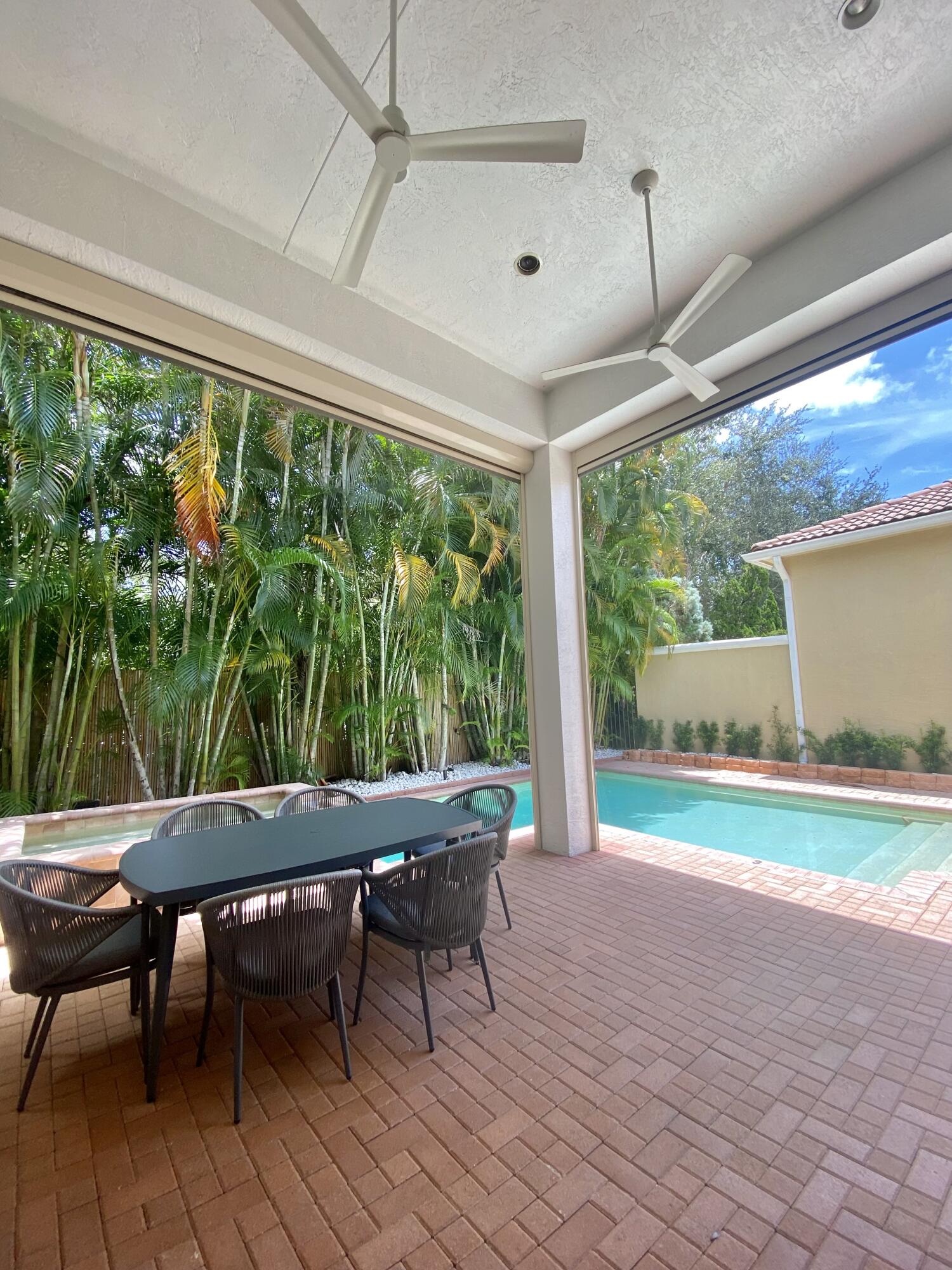 17754 Lake Azure Way