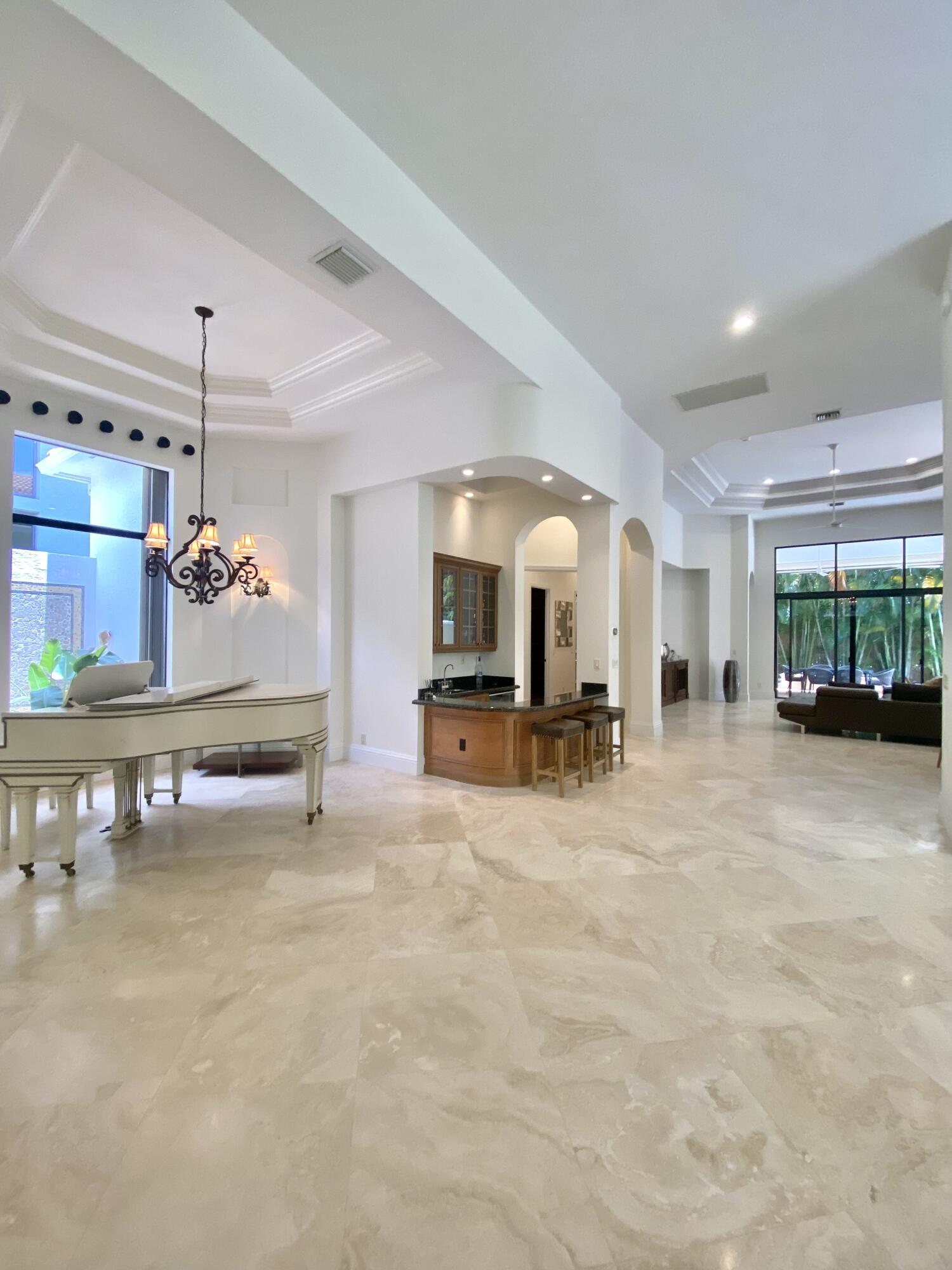 17754 Lake Azure Way