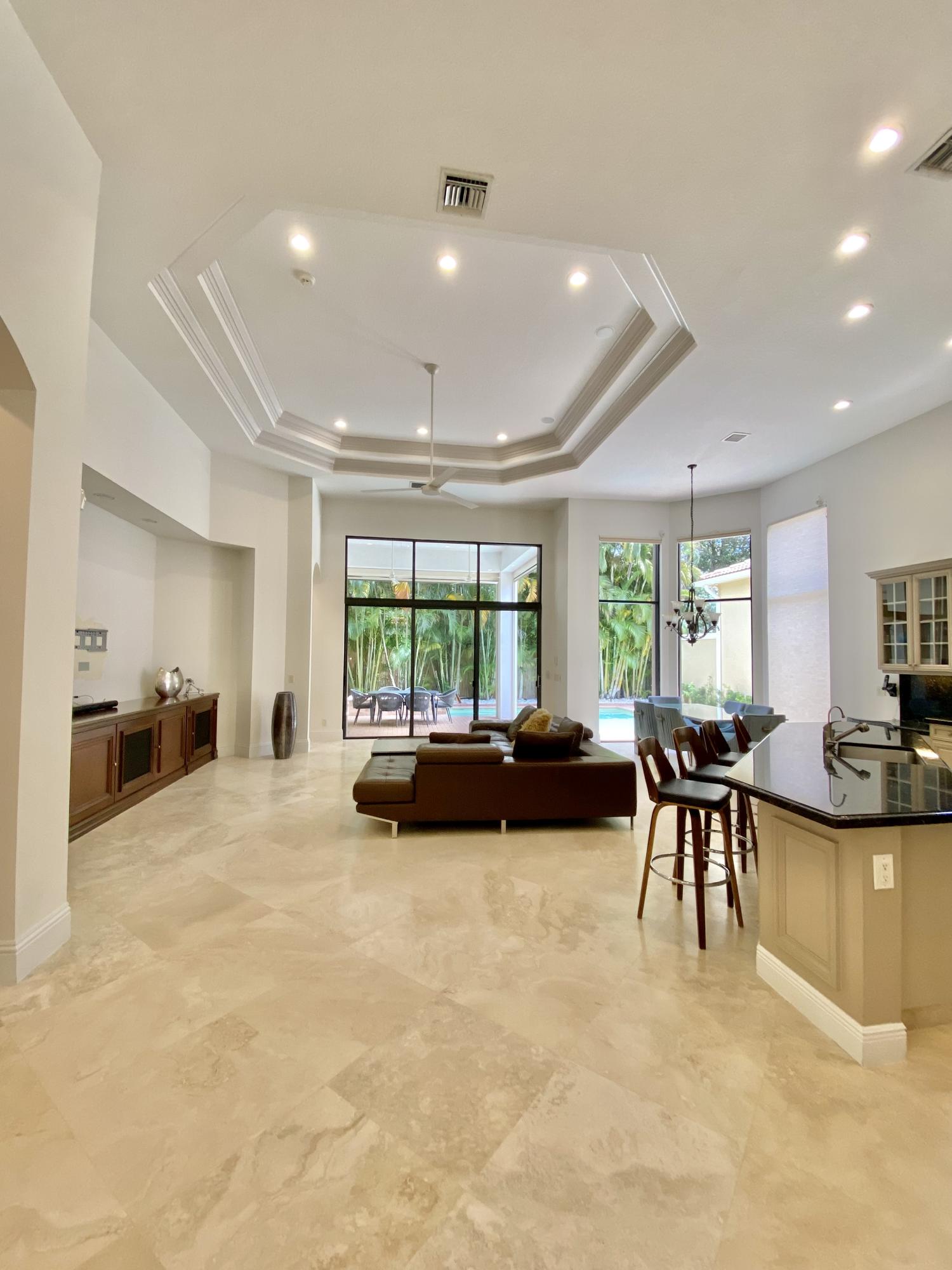 17754 Lake Azure Way