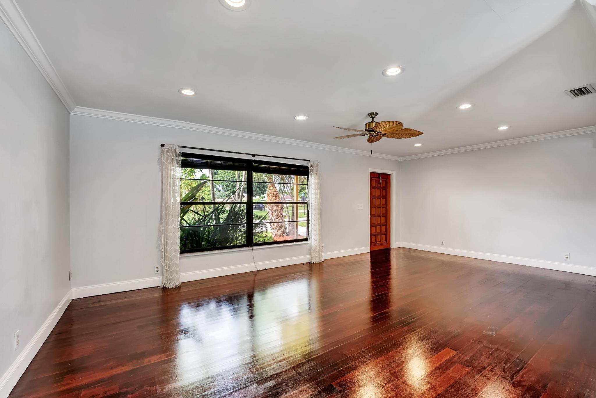 4499 Sugar Pine Drive